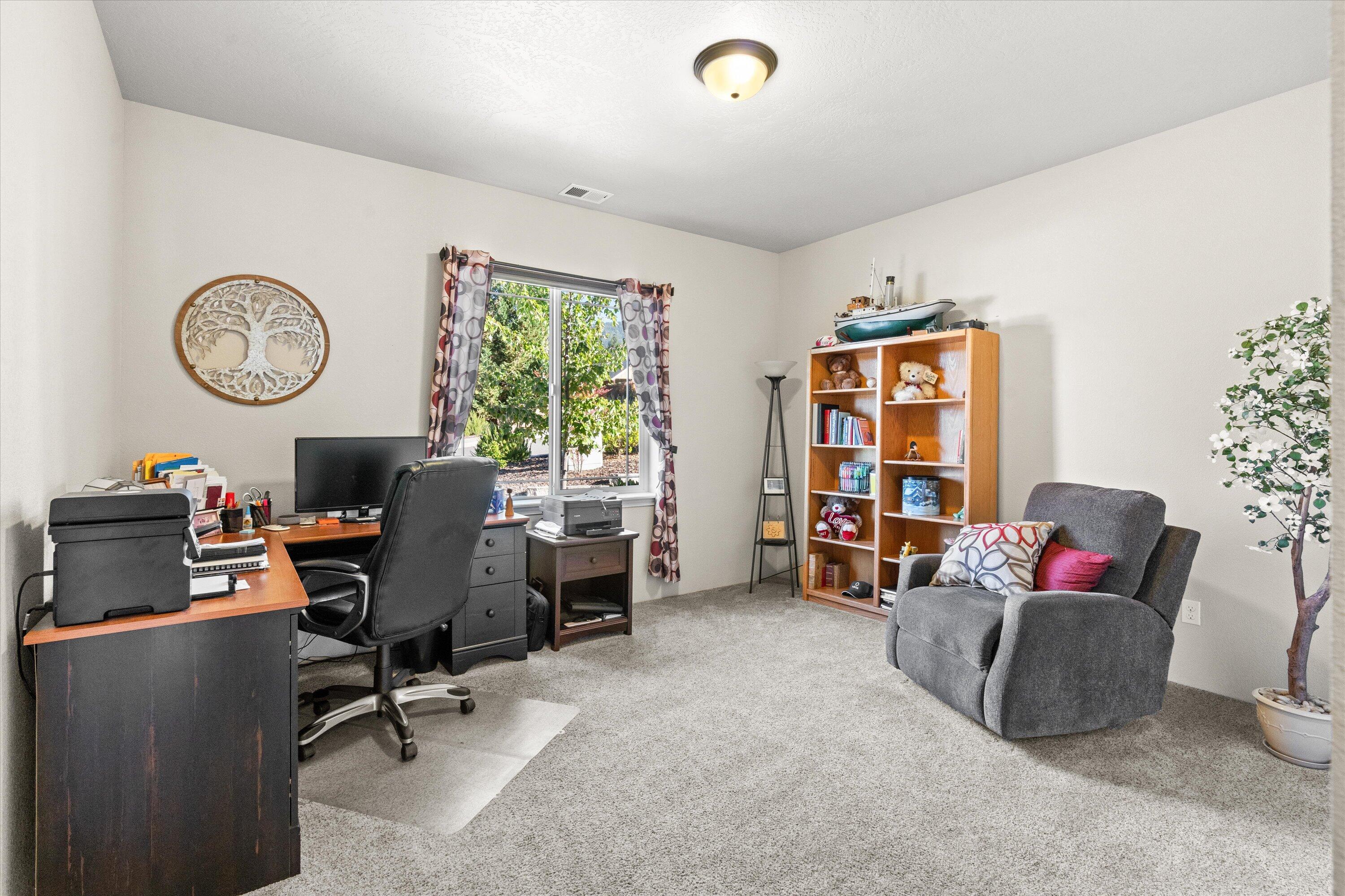 1582 SE Rosemary Lane