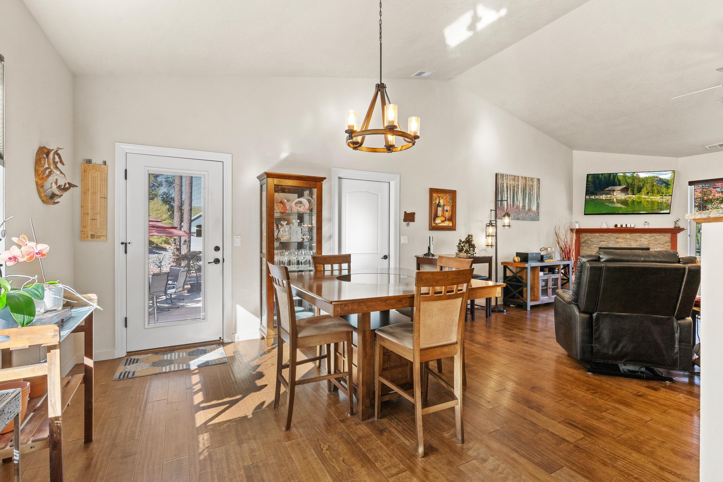 1582 SE Rosemary Lane