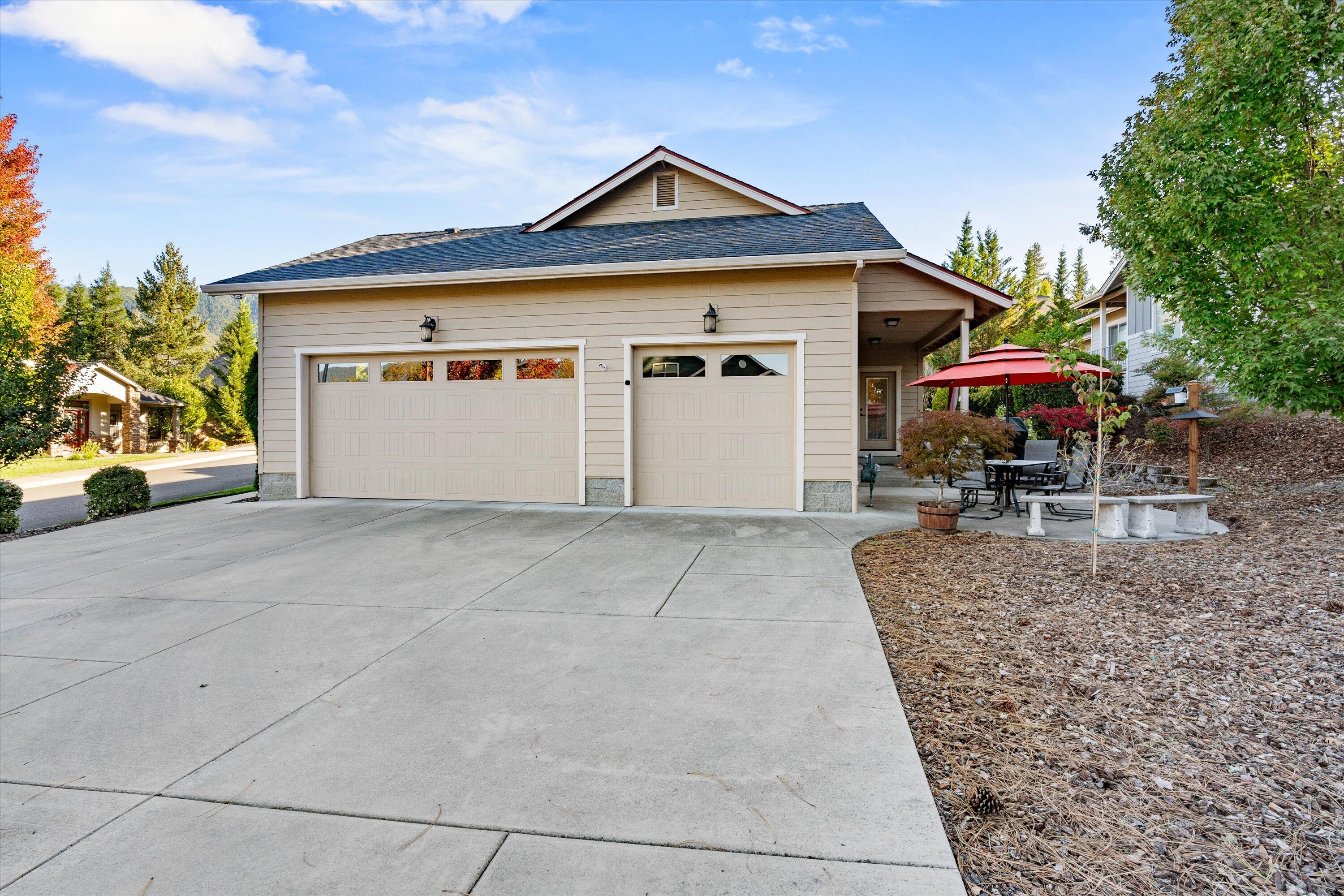 1582 SE Rosemary Lane