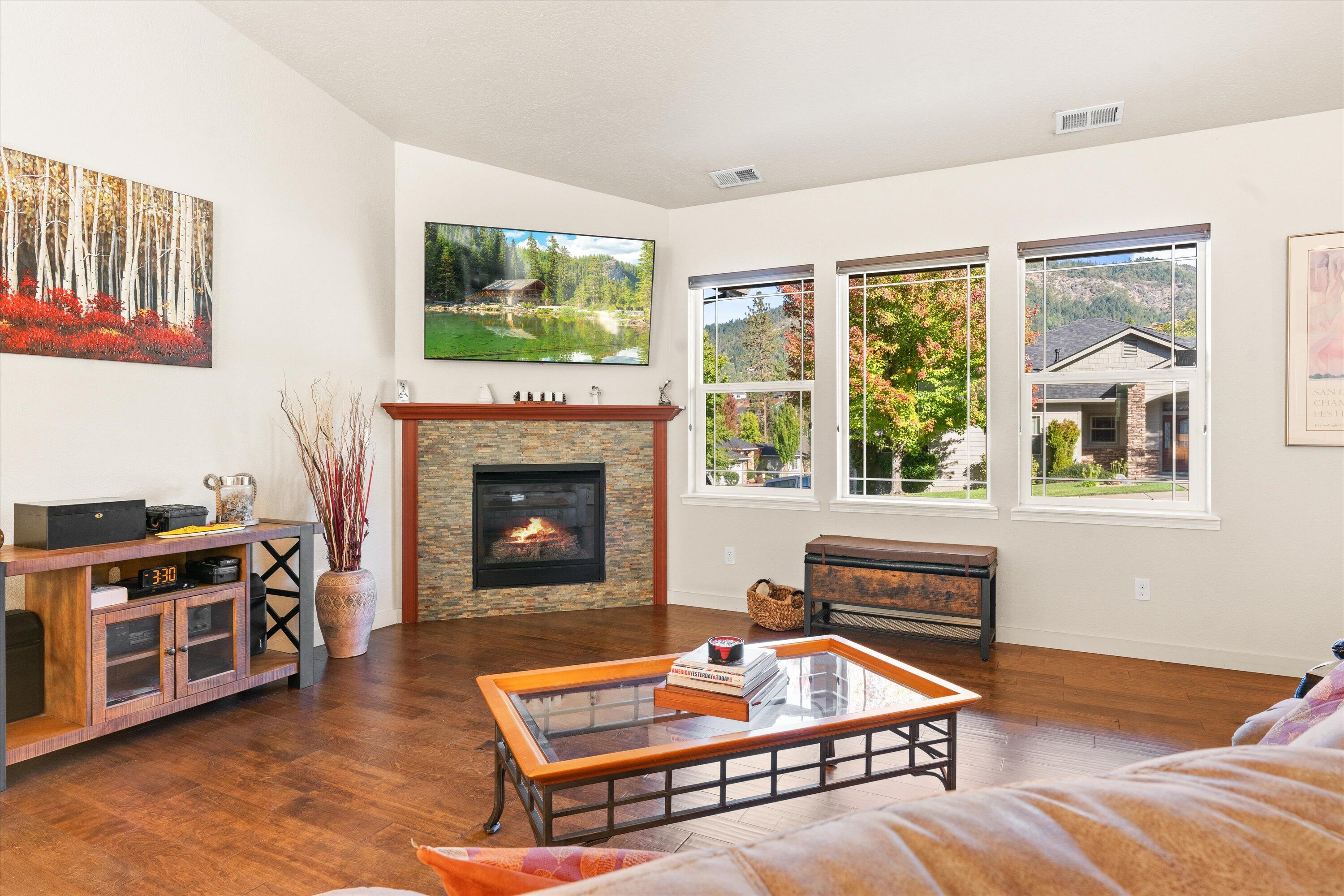 1582 SE Rosemary Lane