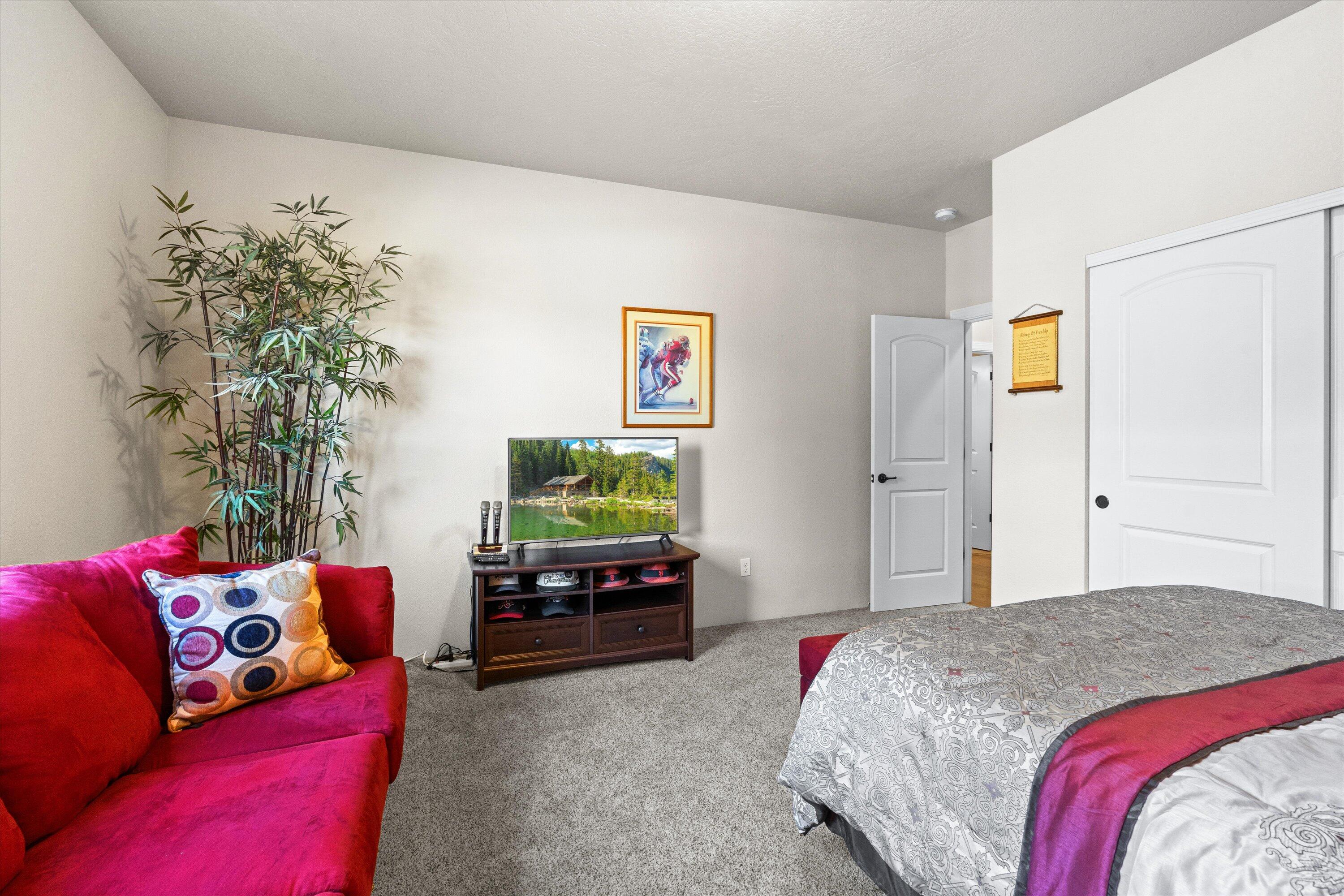 1582 SE Rosemary Lane