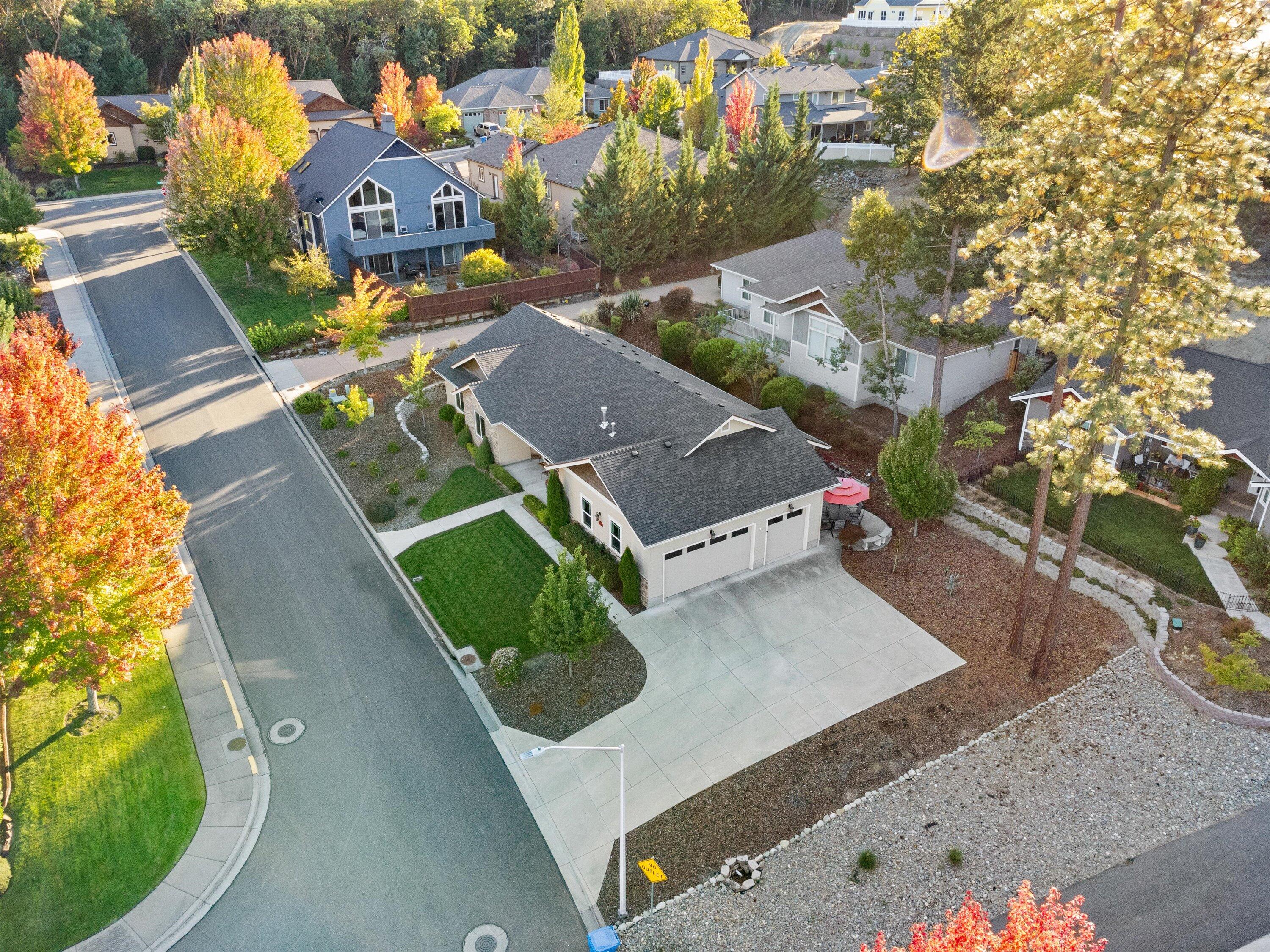 1582 SE Rosemary Lane