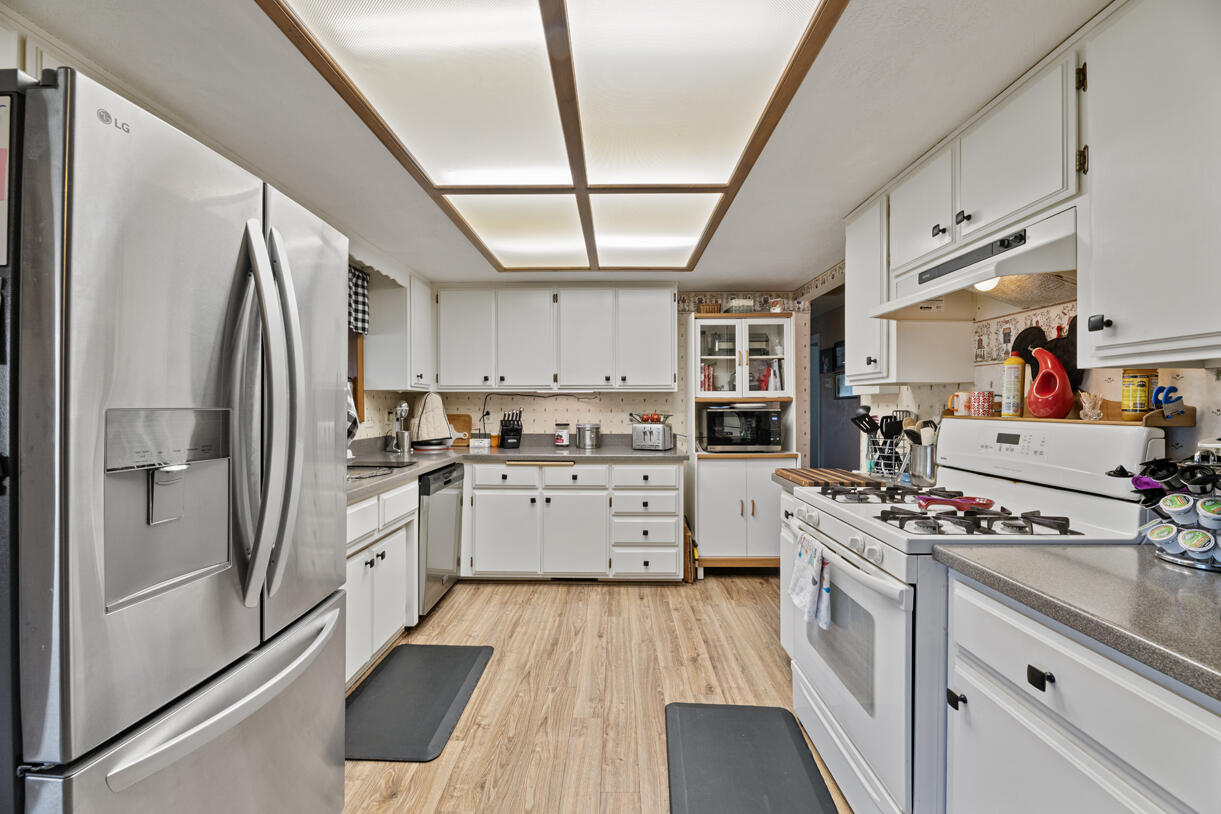 3238 Woodbriar Drive