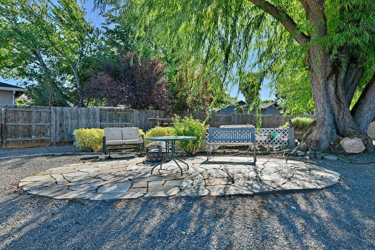 3238 Woodbriar Drive