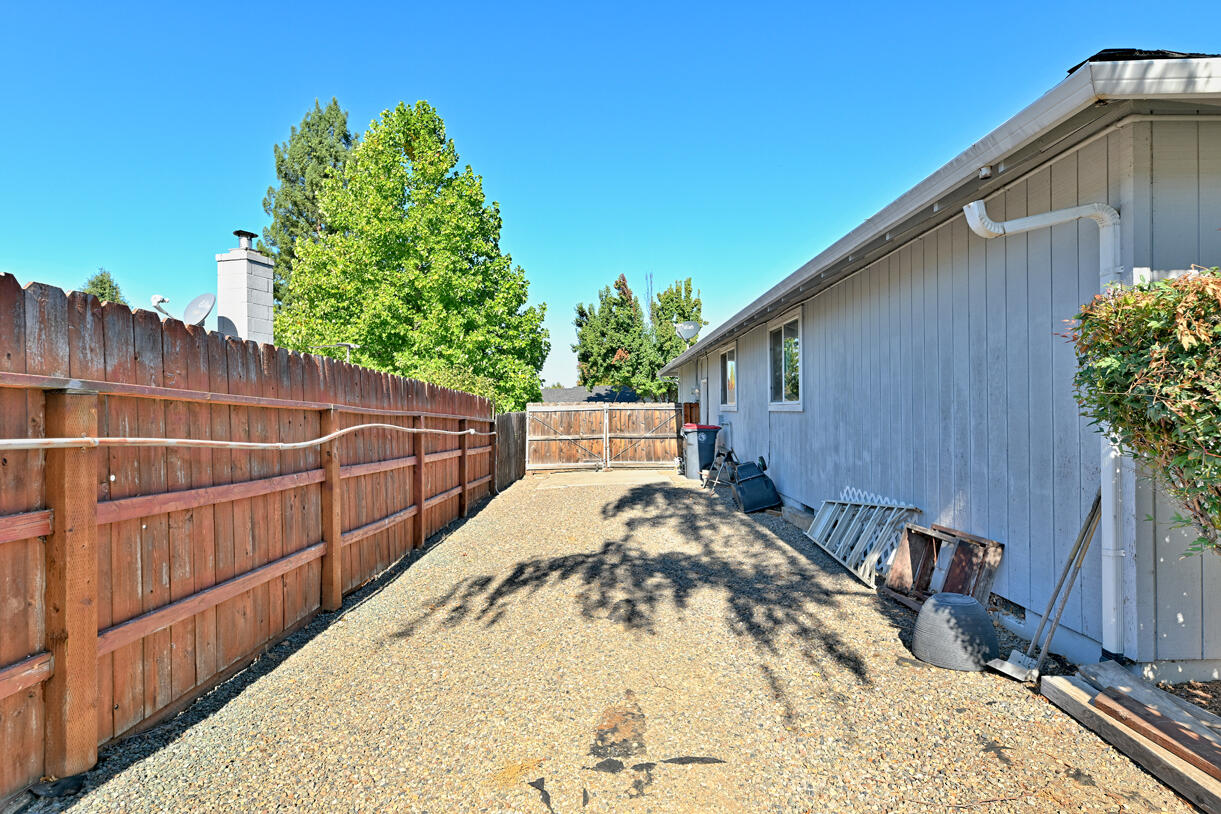 3238 Woodbriar Drive