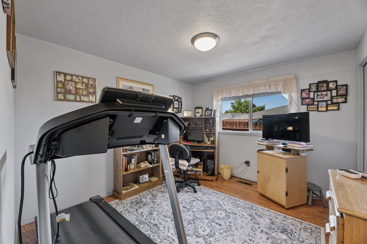 3238 Woodbriar Drive