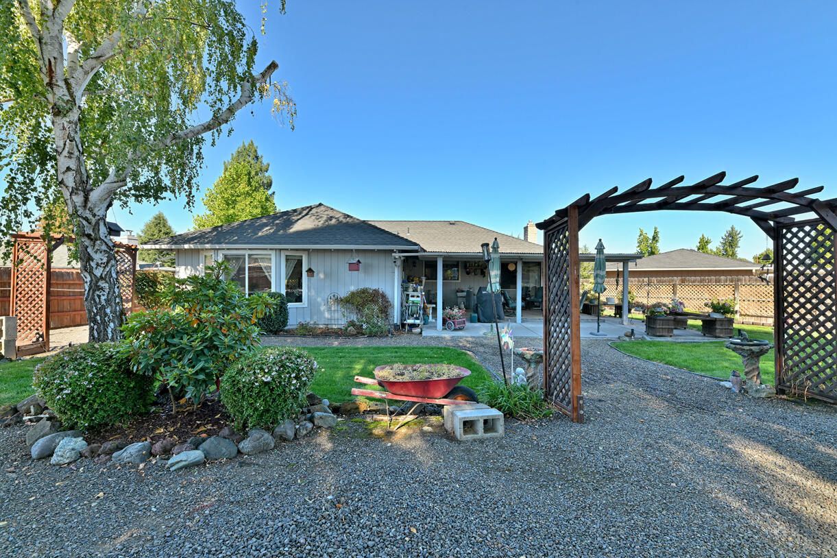 3238 Woodbriar Drive