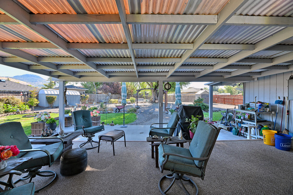 3238 Woodbriar Drive