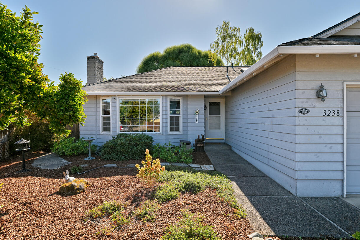 3238 Woodbriar Drive