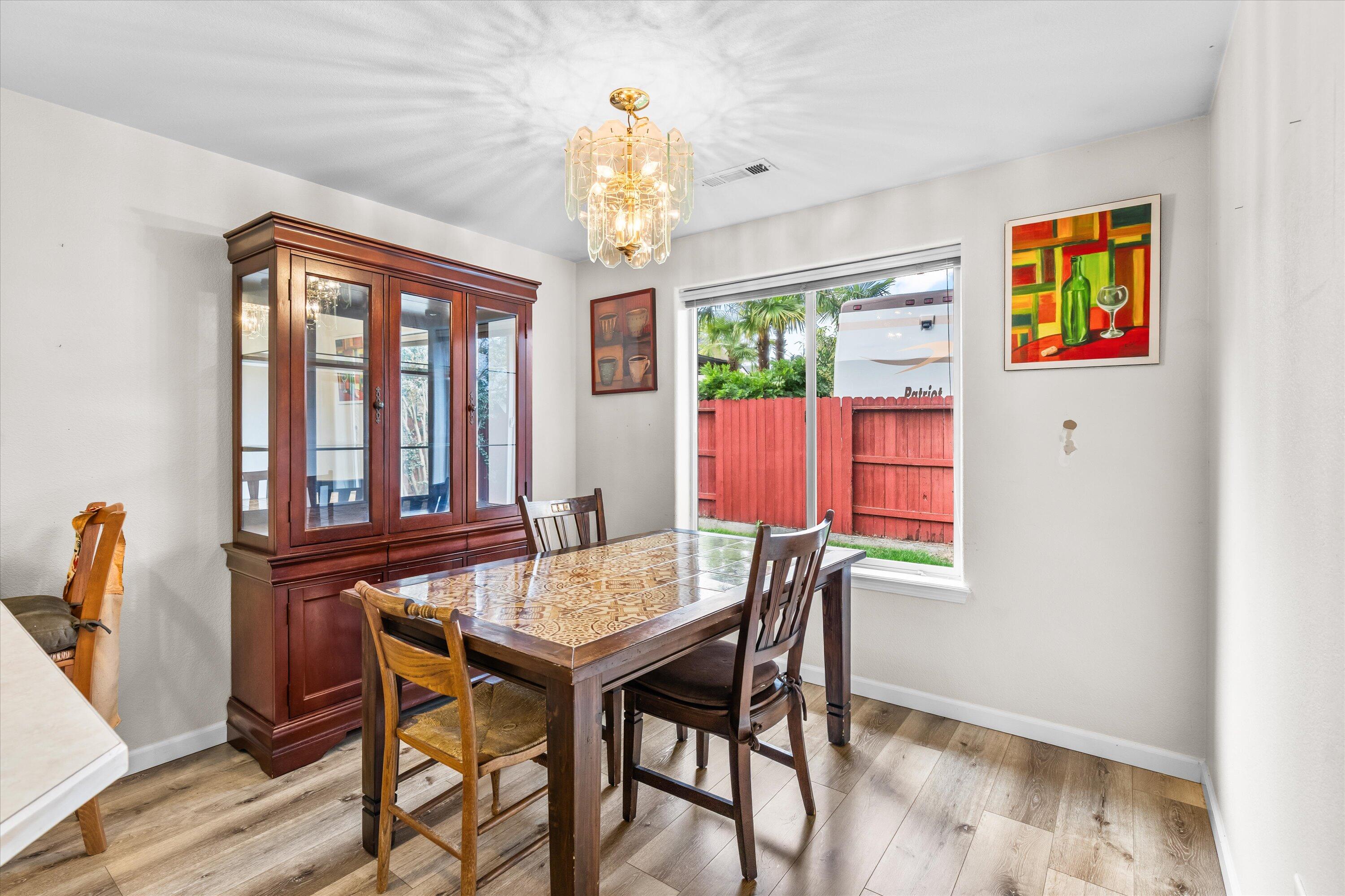 1822 Sarah Way, Medford