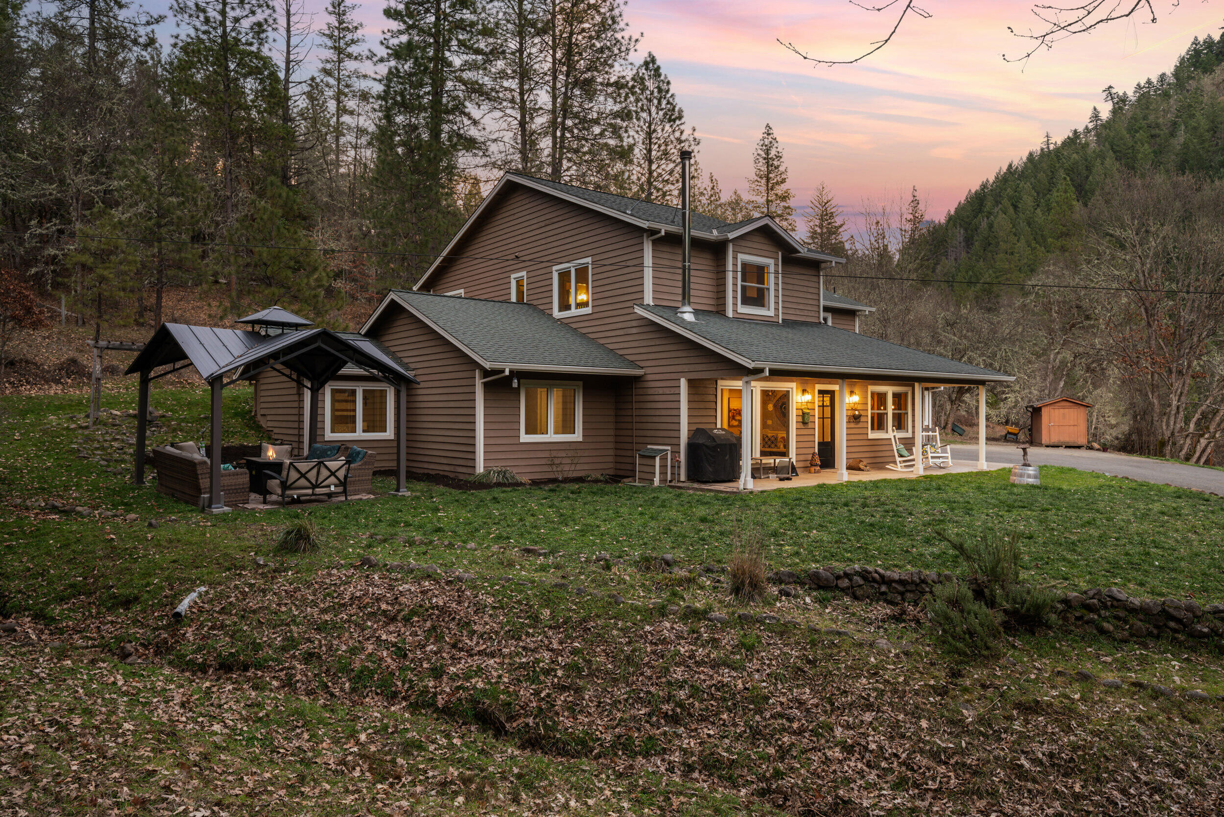 18781 E Evans Creek Road