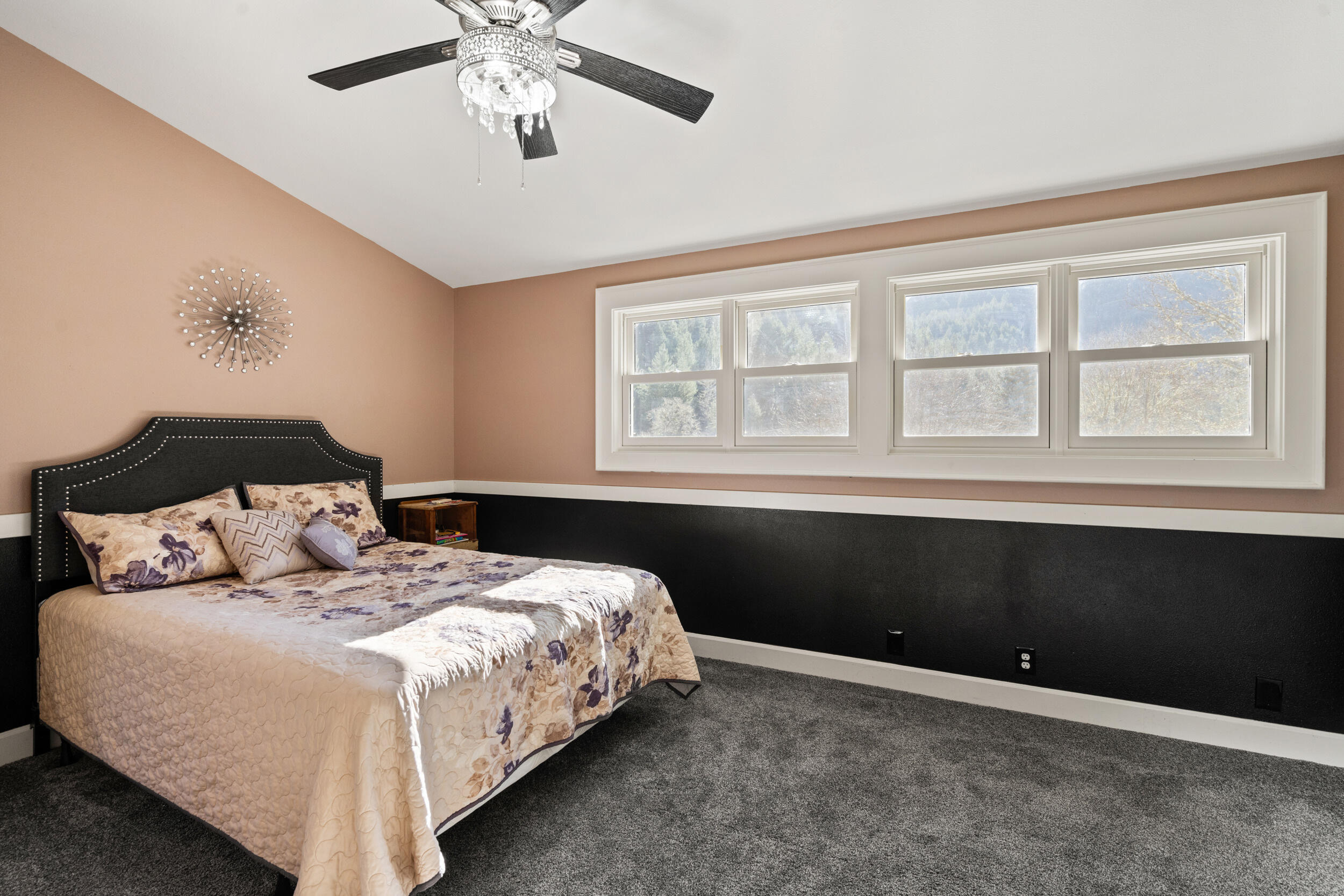 18781 E Evans Creek Road