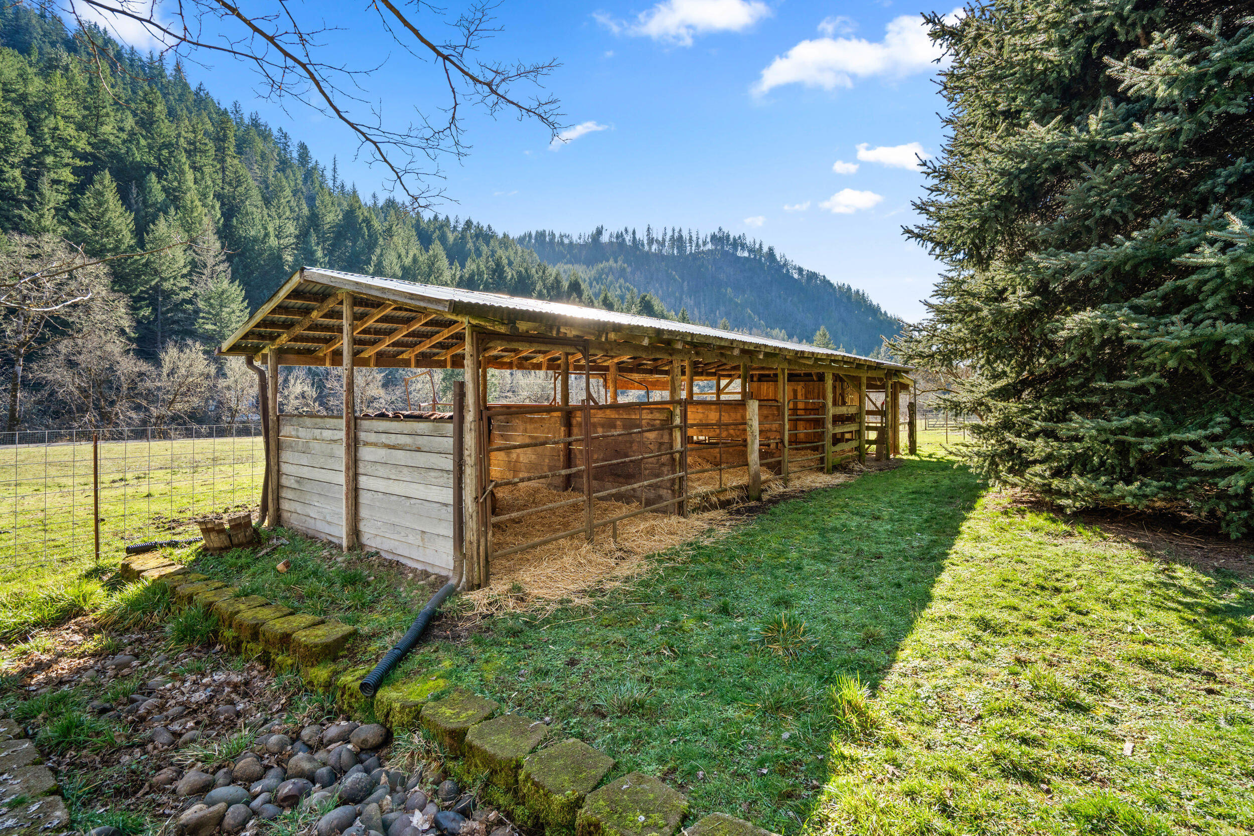 18781 E Evans Creek Road
