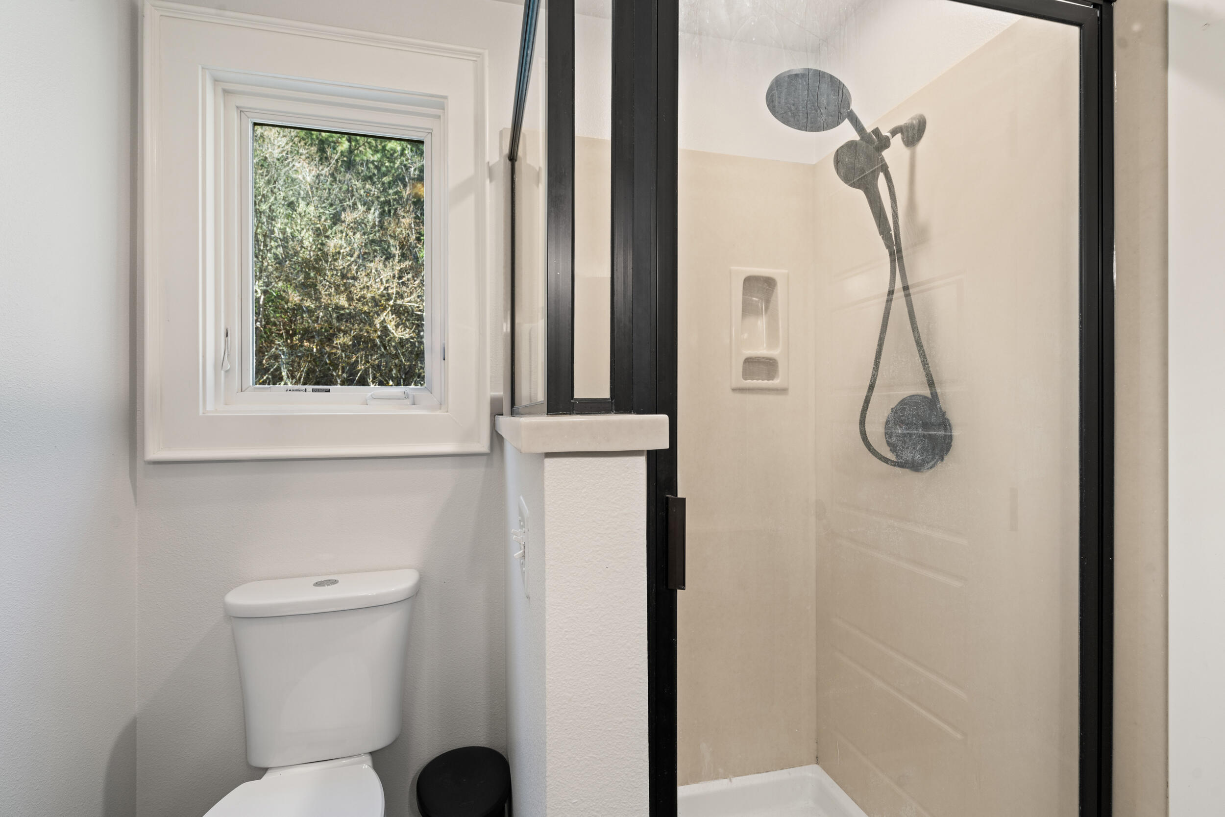 18781 E Evans Creek Road