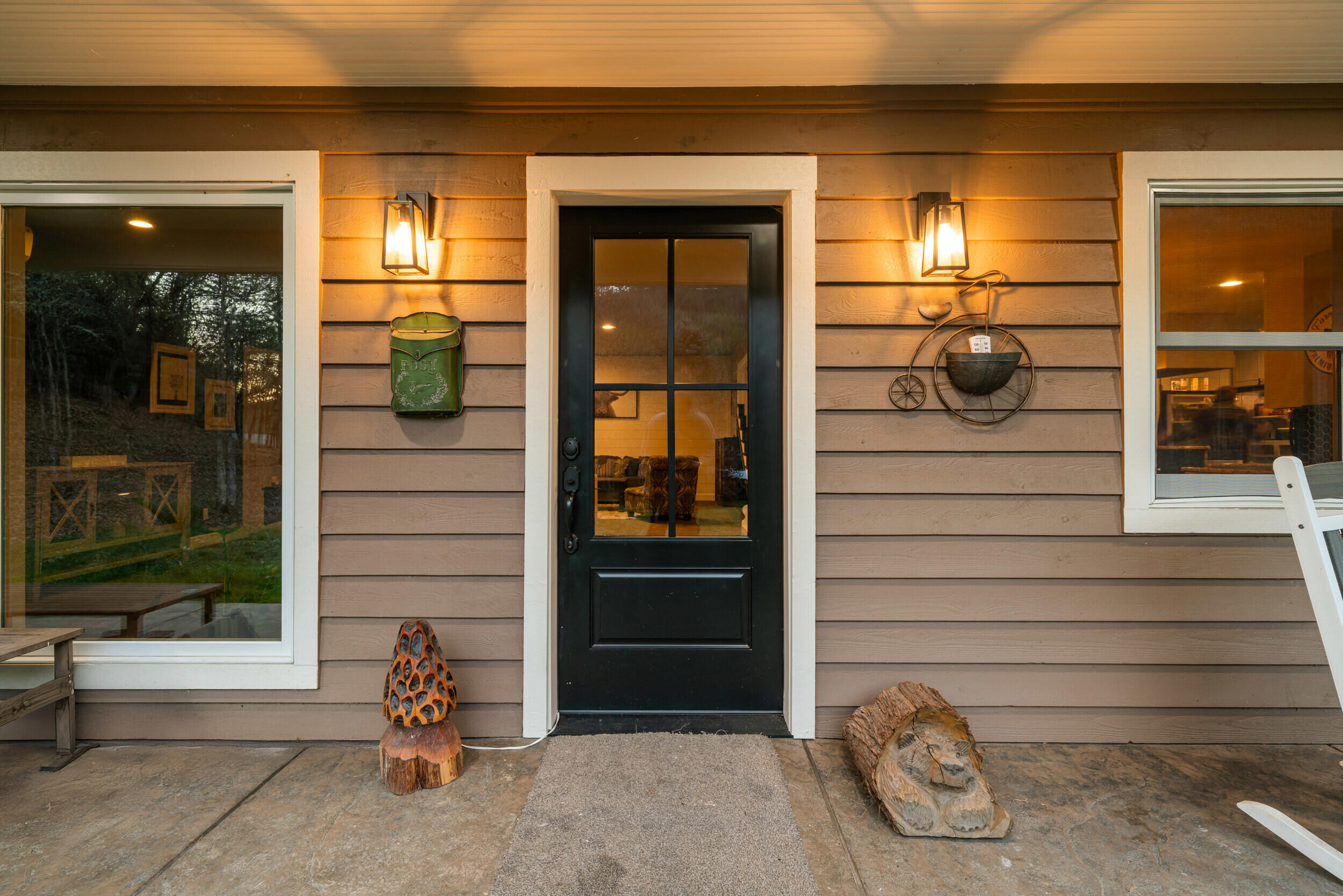 18781 E Evans Creek Road