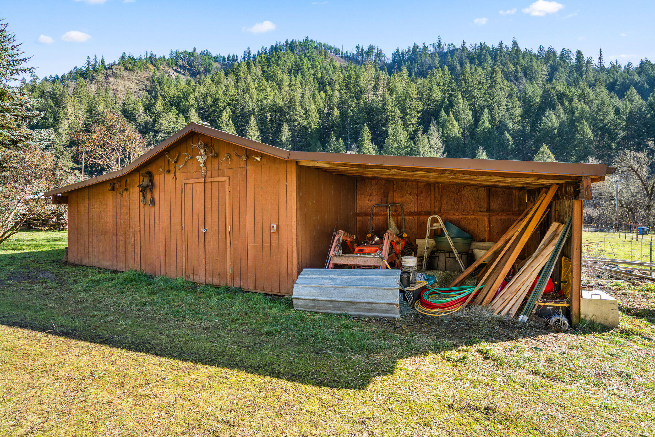 18781 E Evans Creek Road