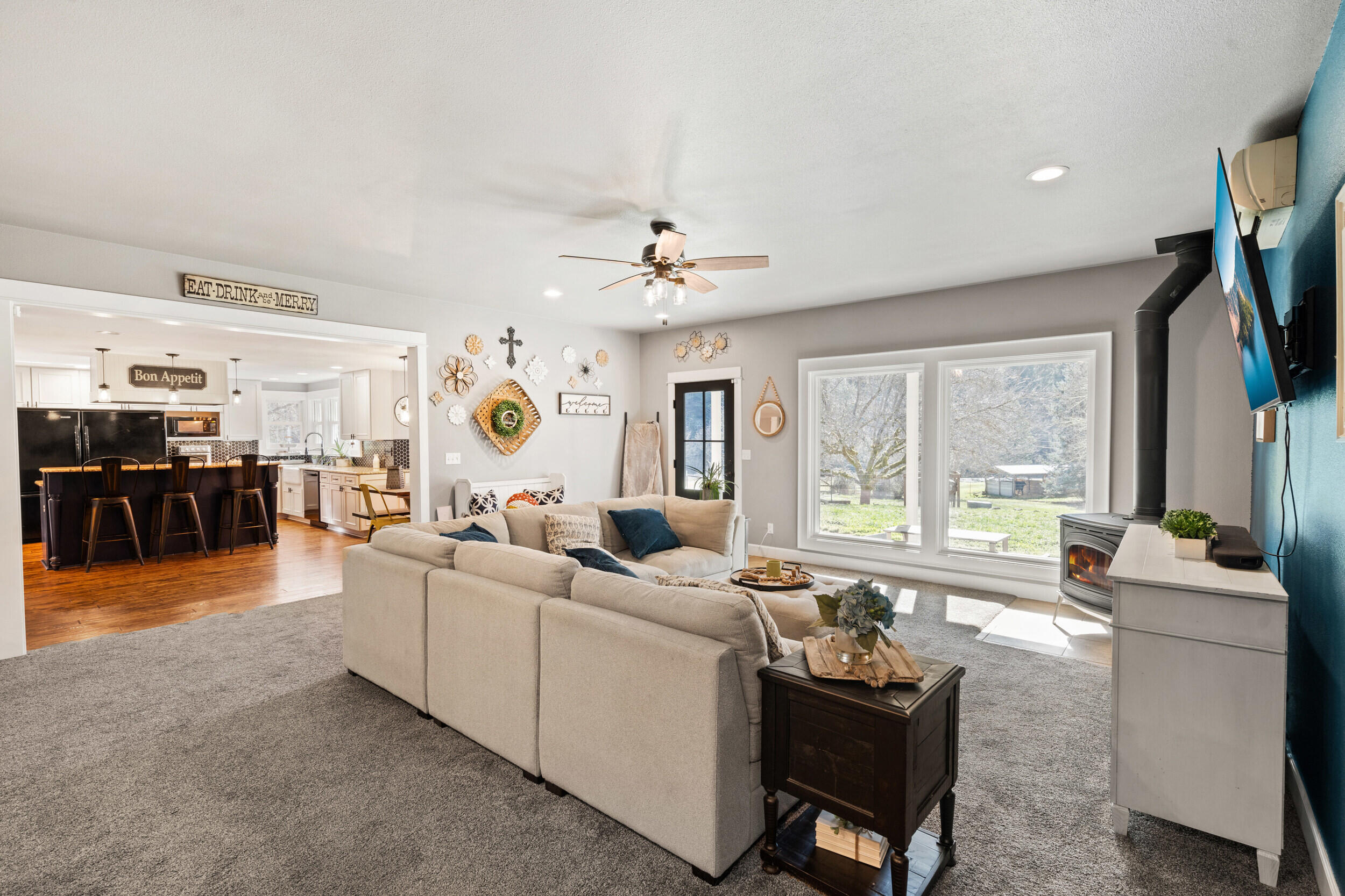 18781 E Evans Creek Road