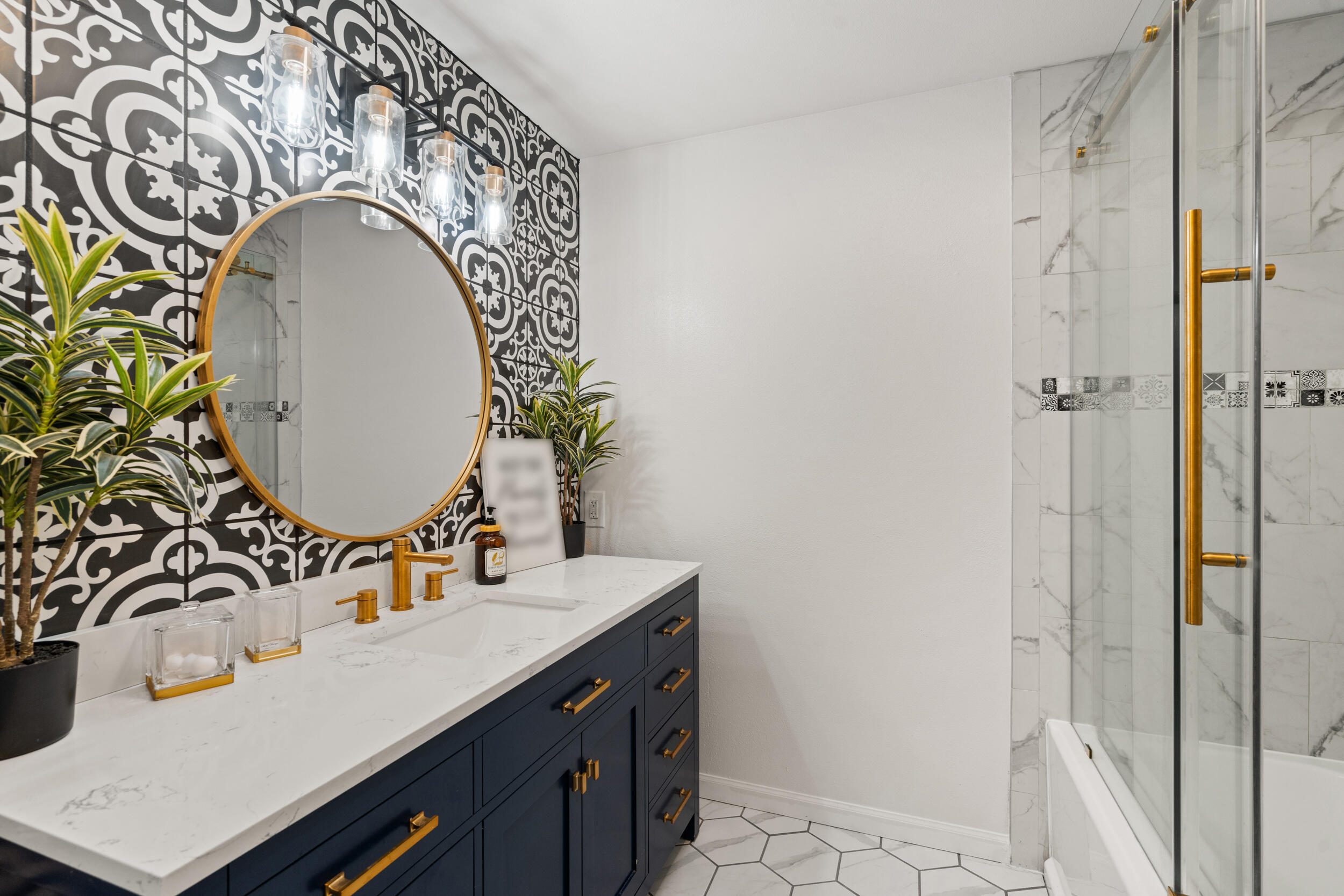 18781 E Evans Creek Road