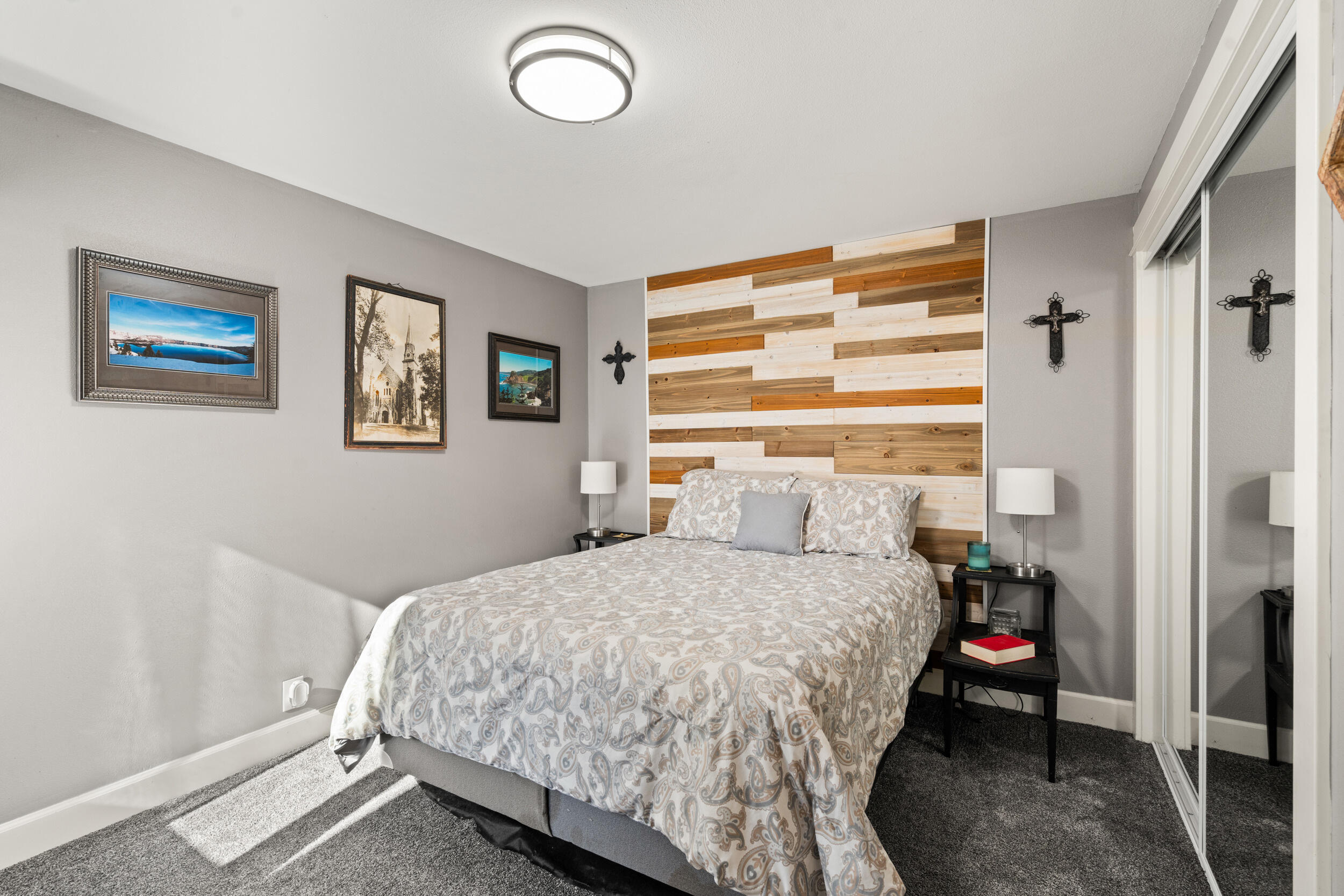 18781 E Evans Creek Road