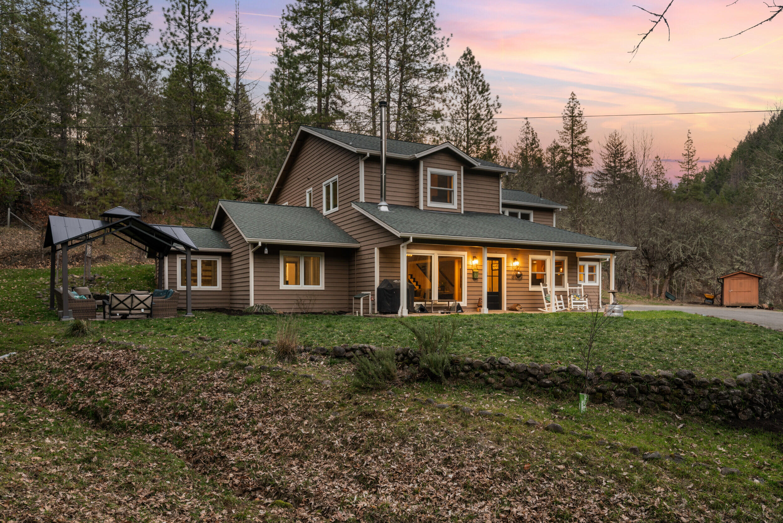 18781 E Evans Creek Road