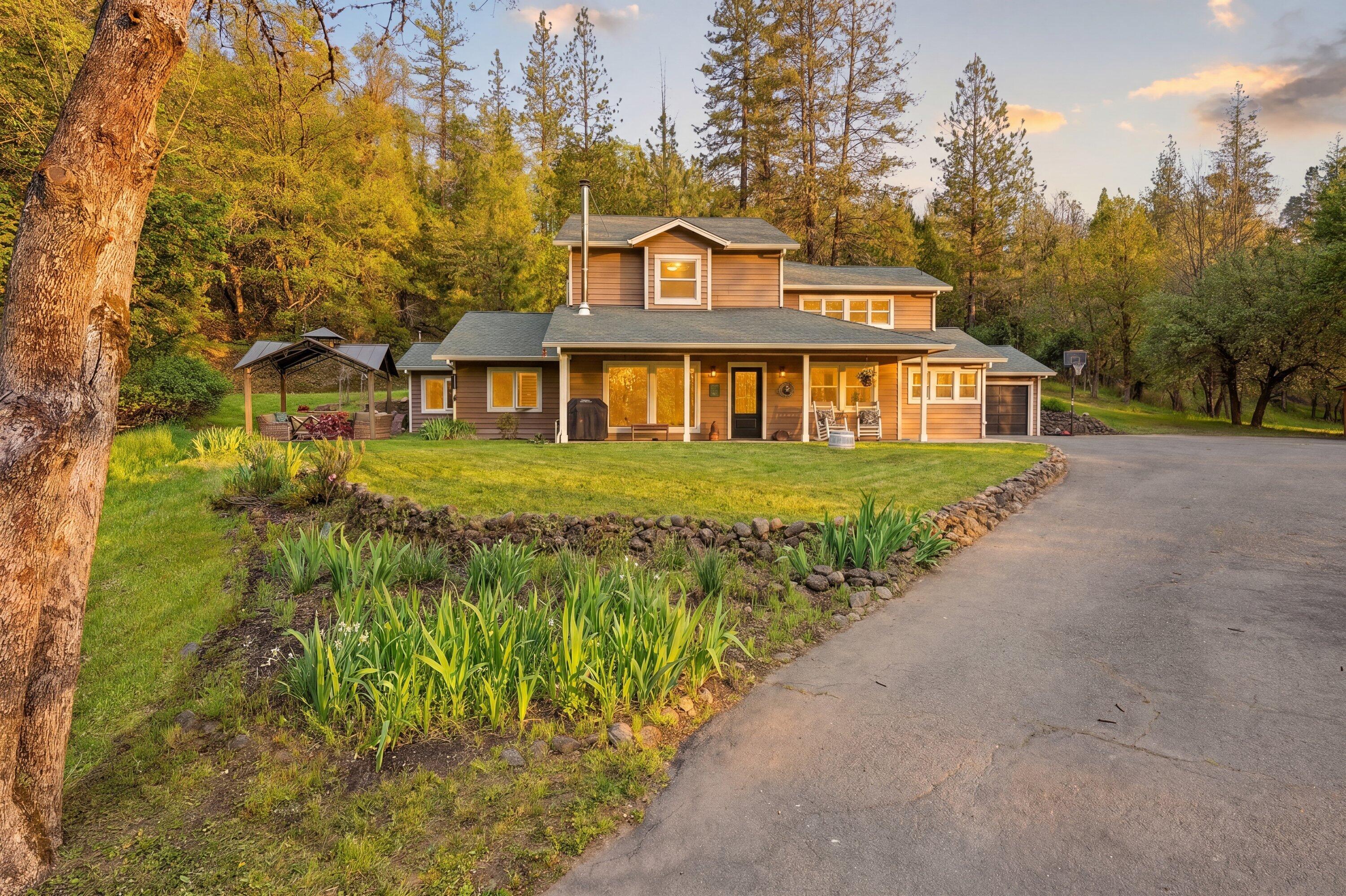 18781 E Evans Creek Road