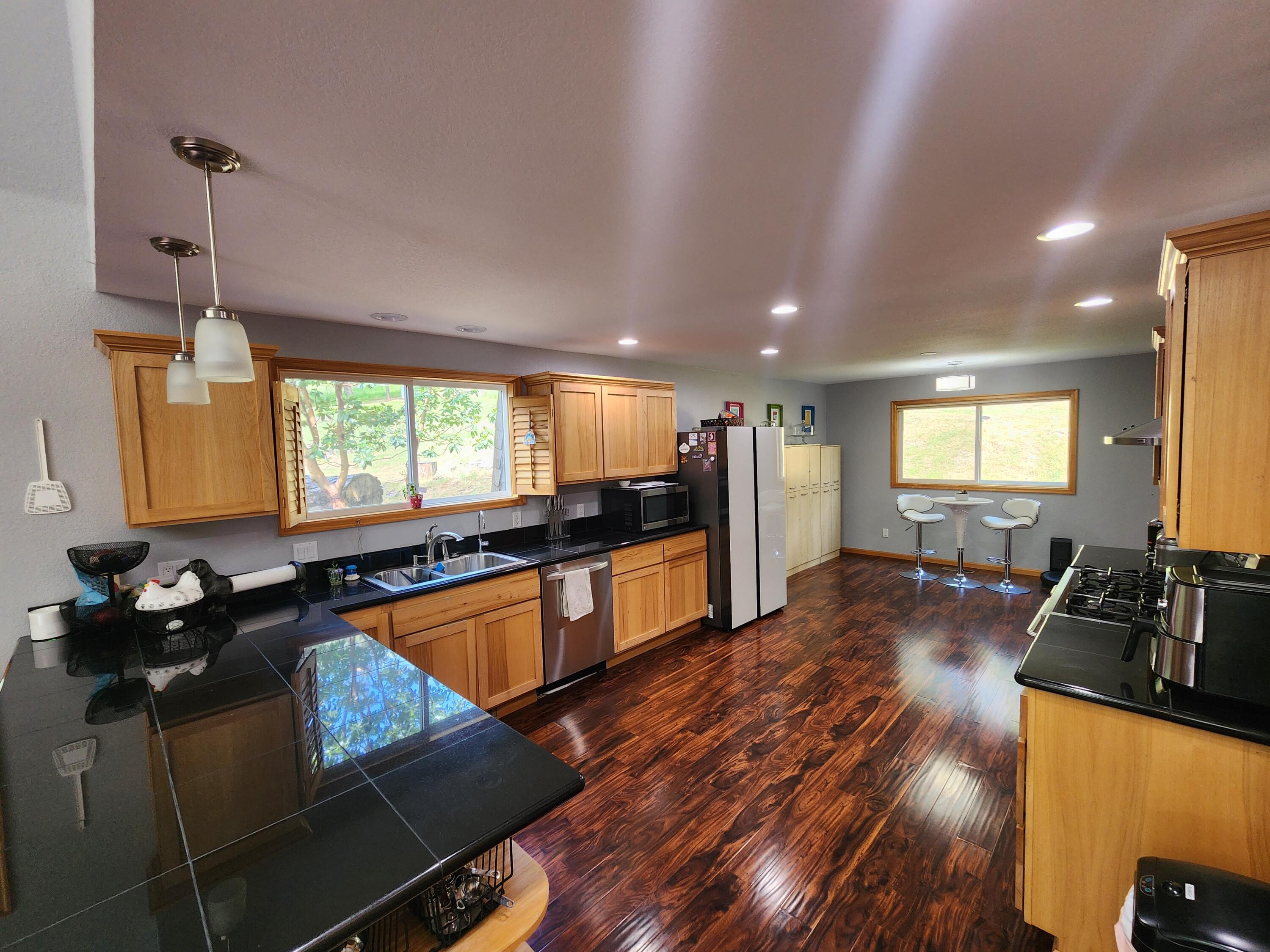 4550 W Griffin Creek Road