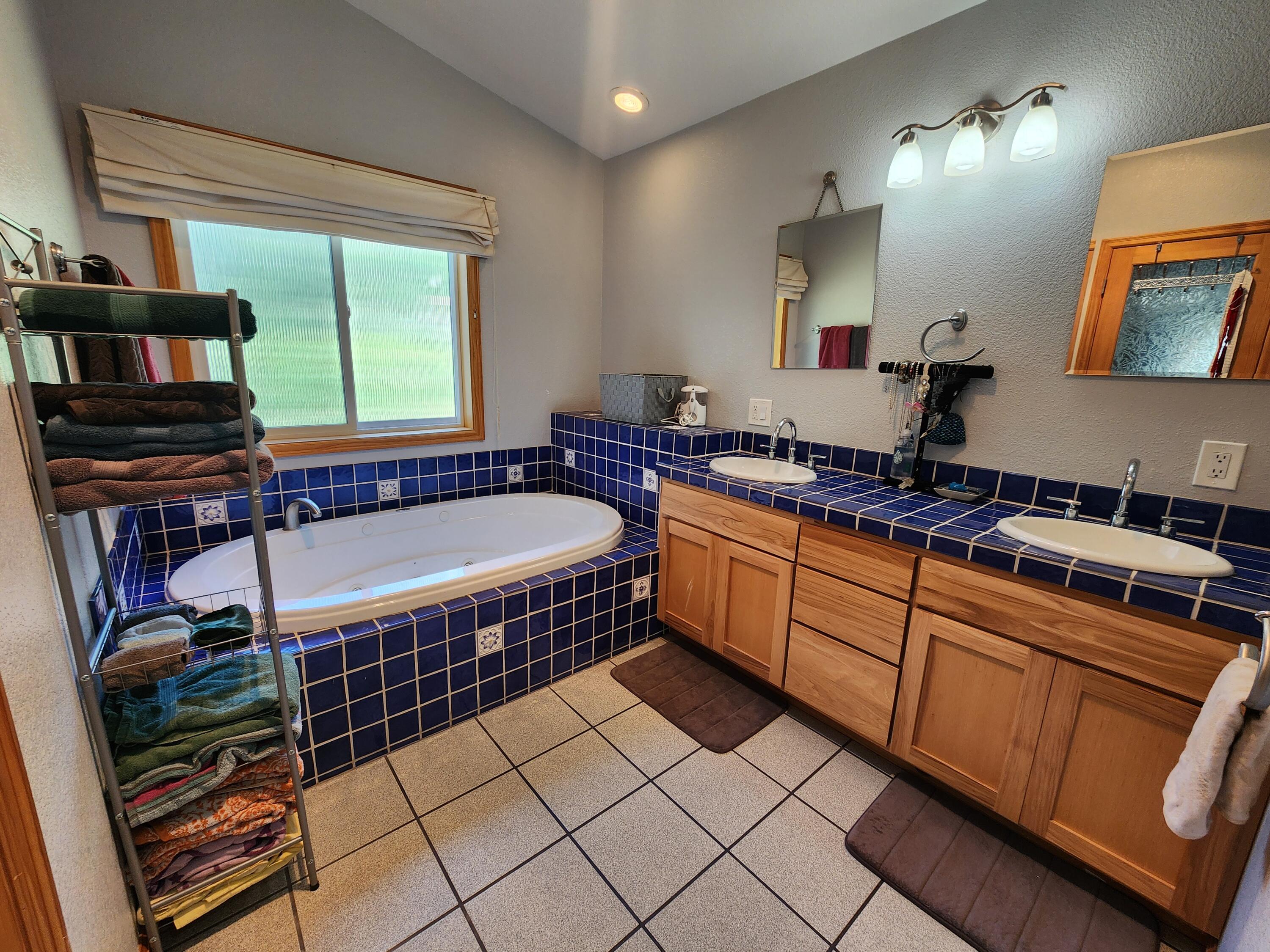 4550 W Griffin Creek Road