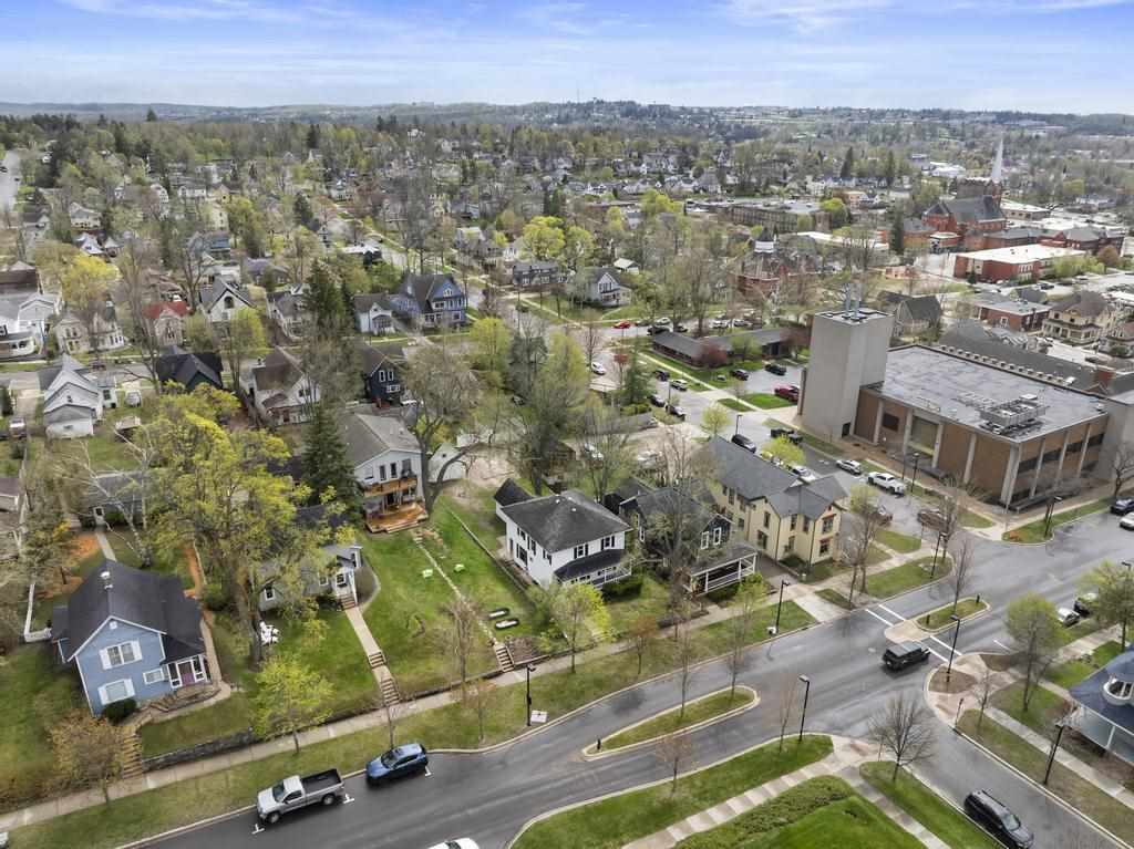 612 E. Mitchell Street