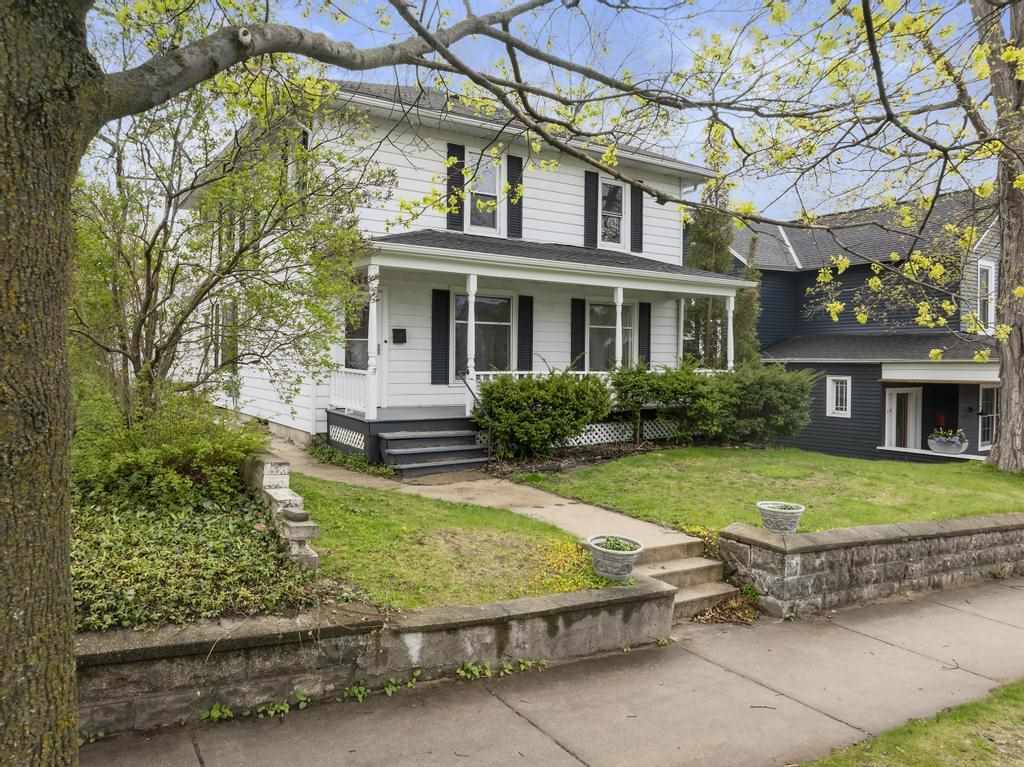 612 E. Mitchell Street