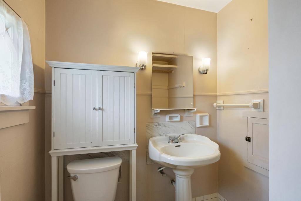 612 E. Mitchell Street