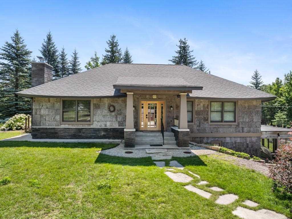 5546 Valley Road