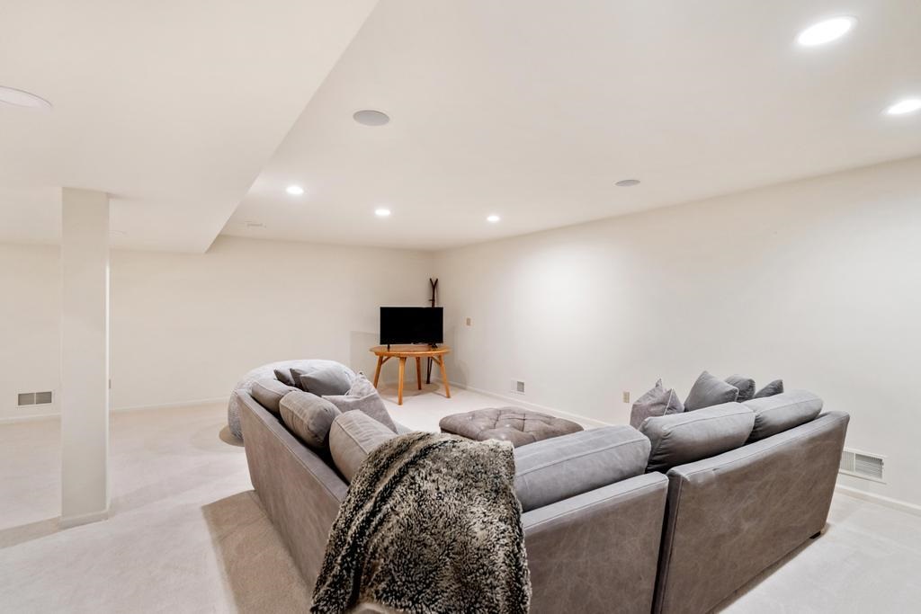 860 Crooked Tree Drive Unit: 2