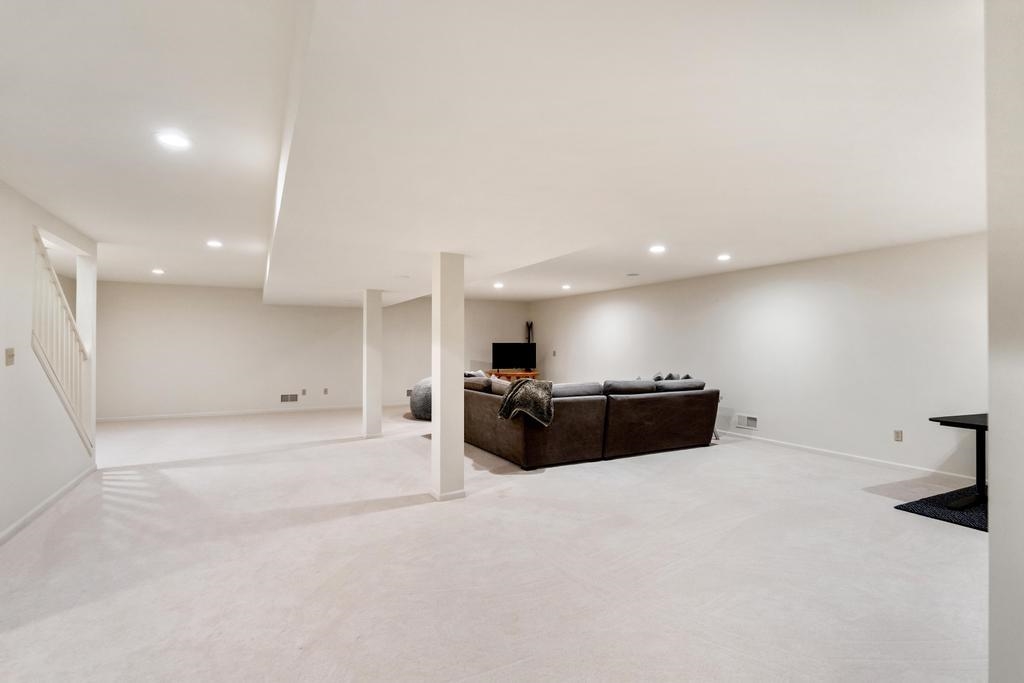 860 Crooked Tree Drive Unit: 2
