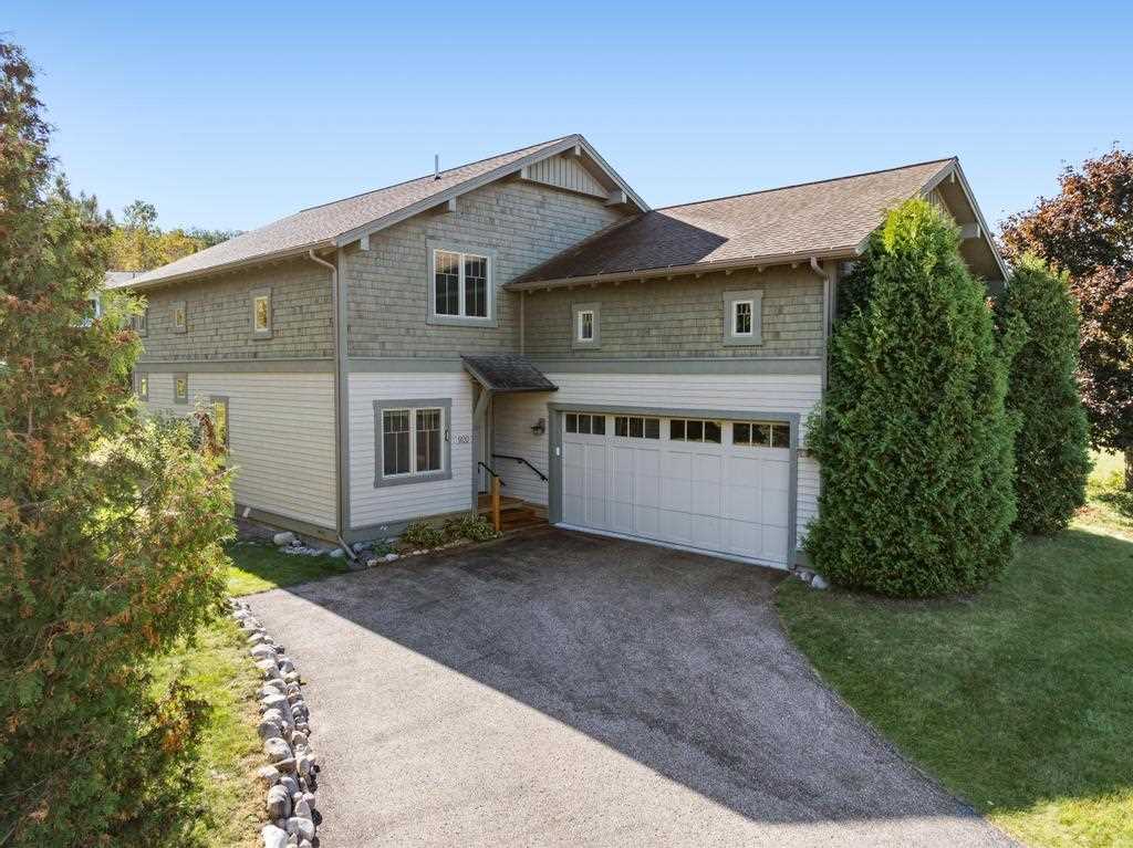 920 & 924 Arlington Avenue