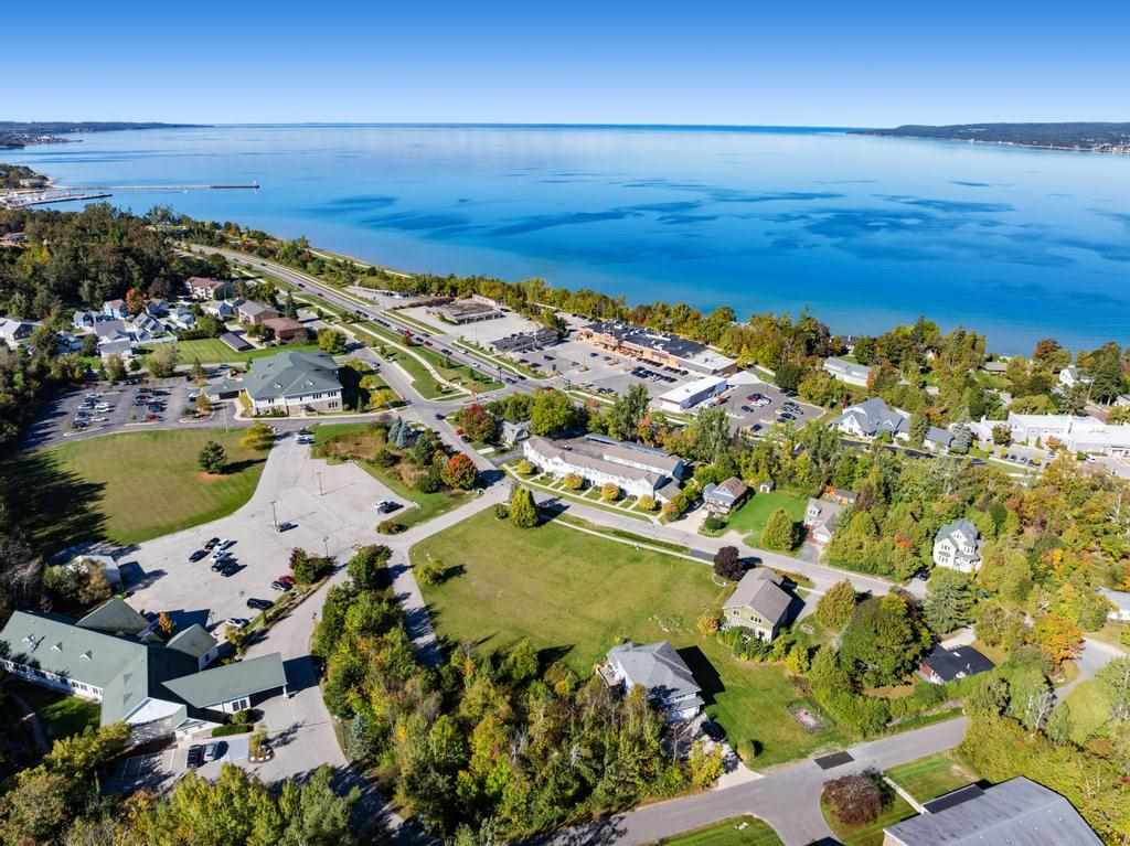 920 & 924 Arlington Avenue