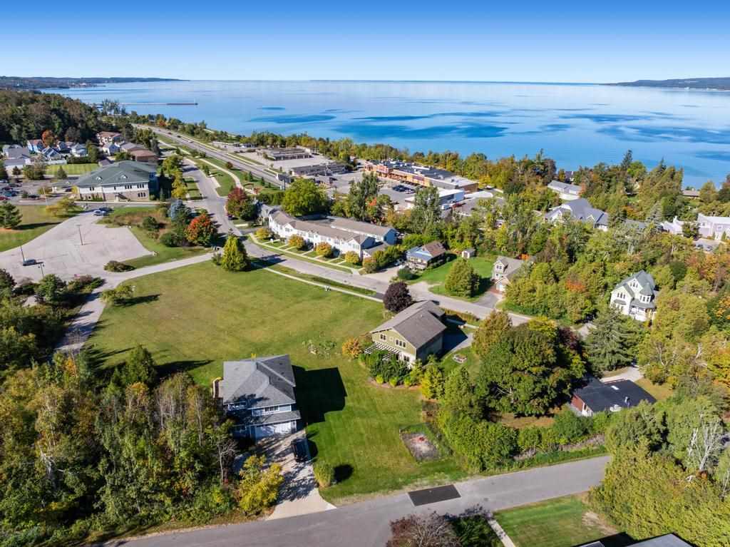 920 & 924 Arlington Avenue