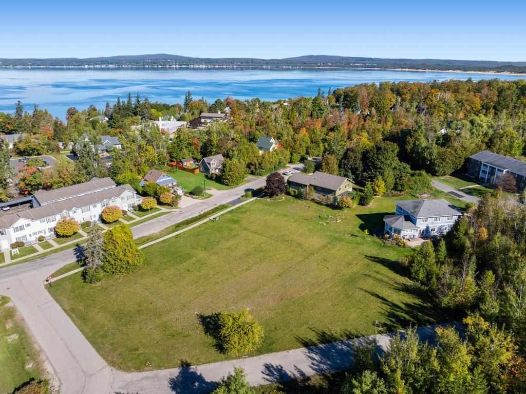 920 & 924 Arlington Avenue