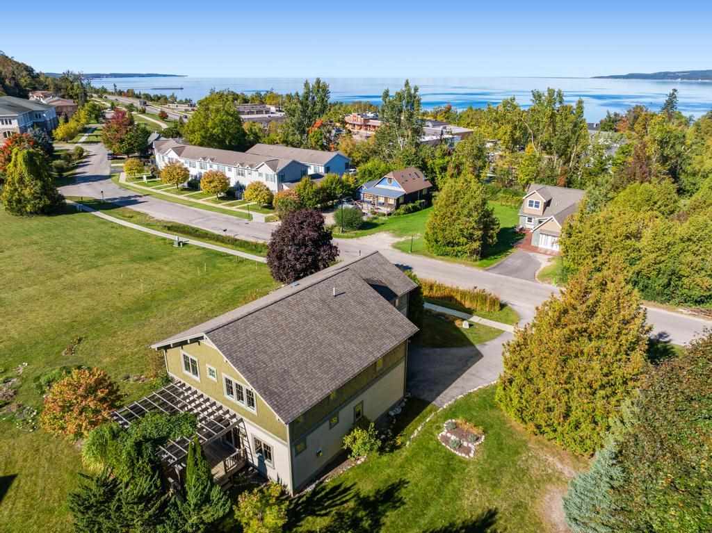 920 & 924 Arlington Avenue