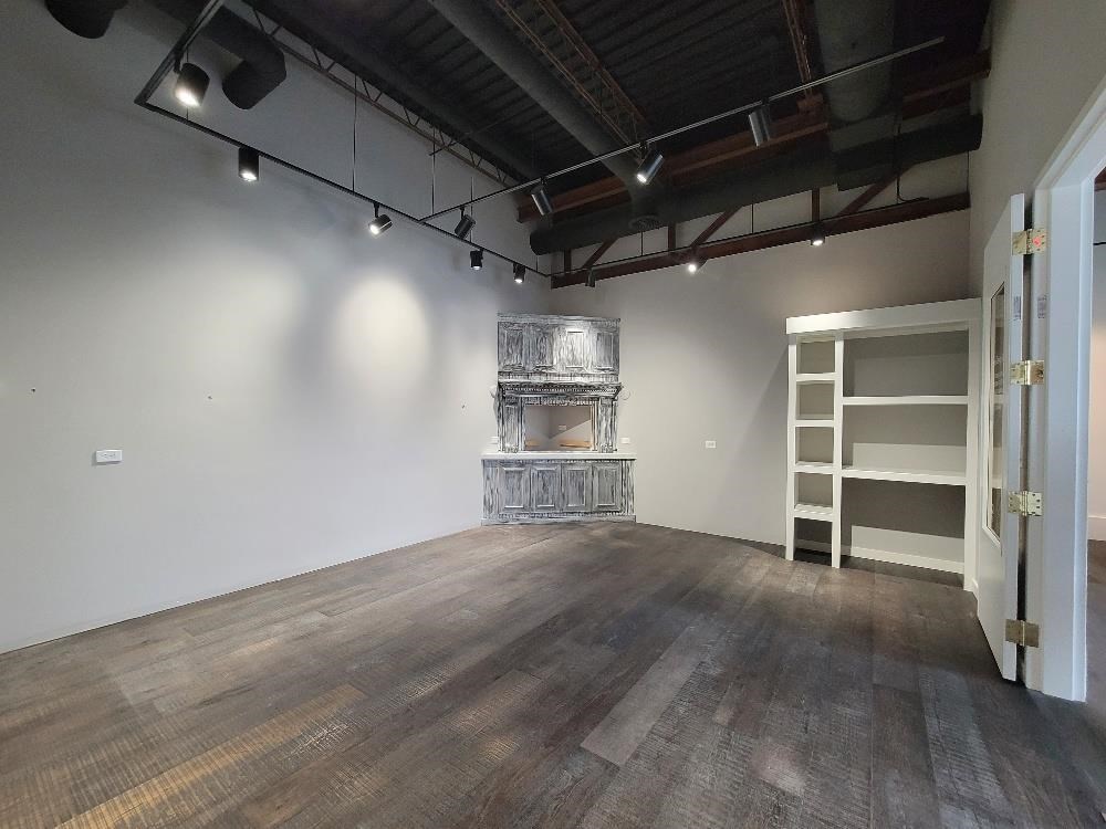 4060 N M-75 Highway Unit: 202