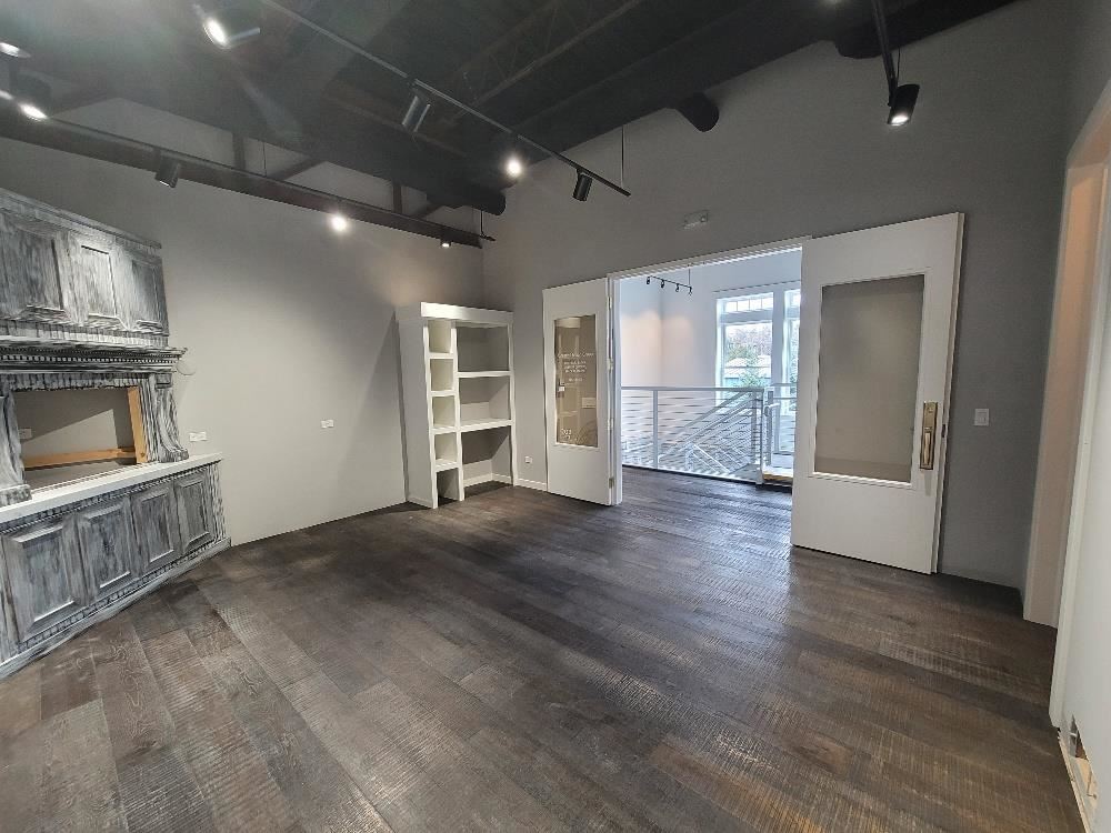 4060 N M-75 Highway Unit: 202