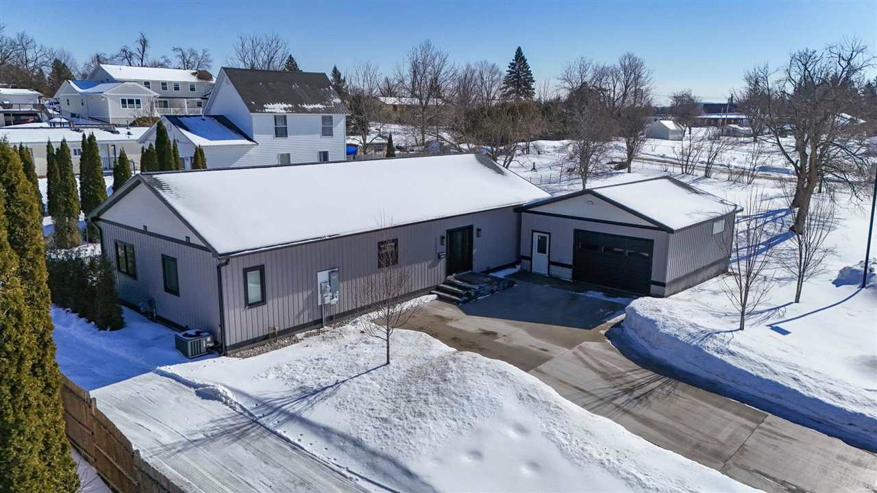 1223 Petoskey Street