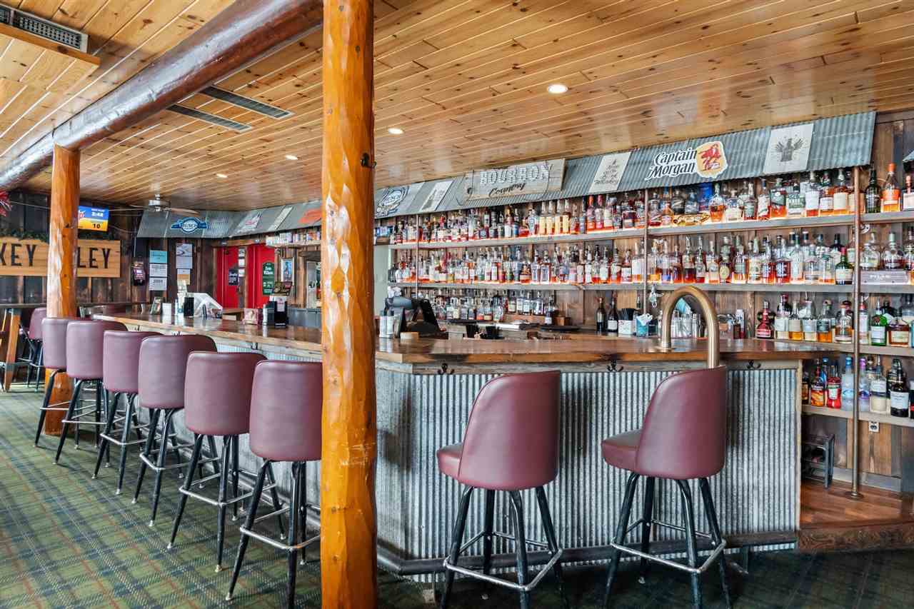 2670 US 131 Highway Unit: WHI-SKI INN