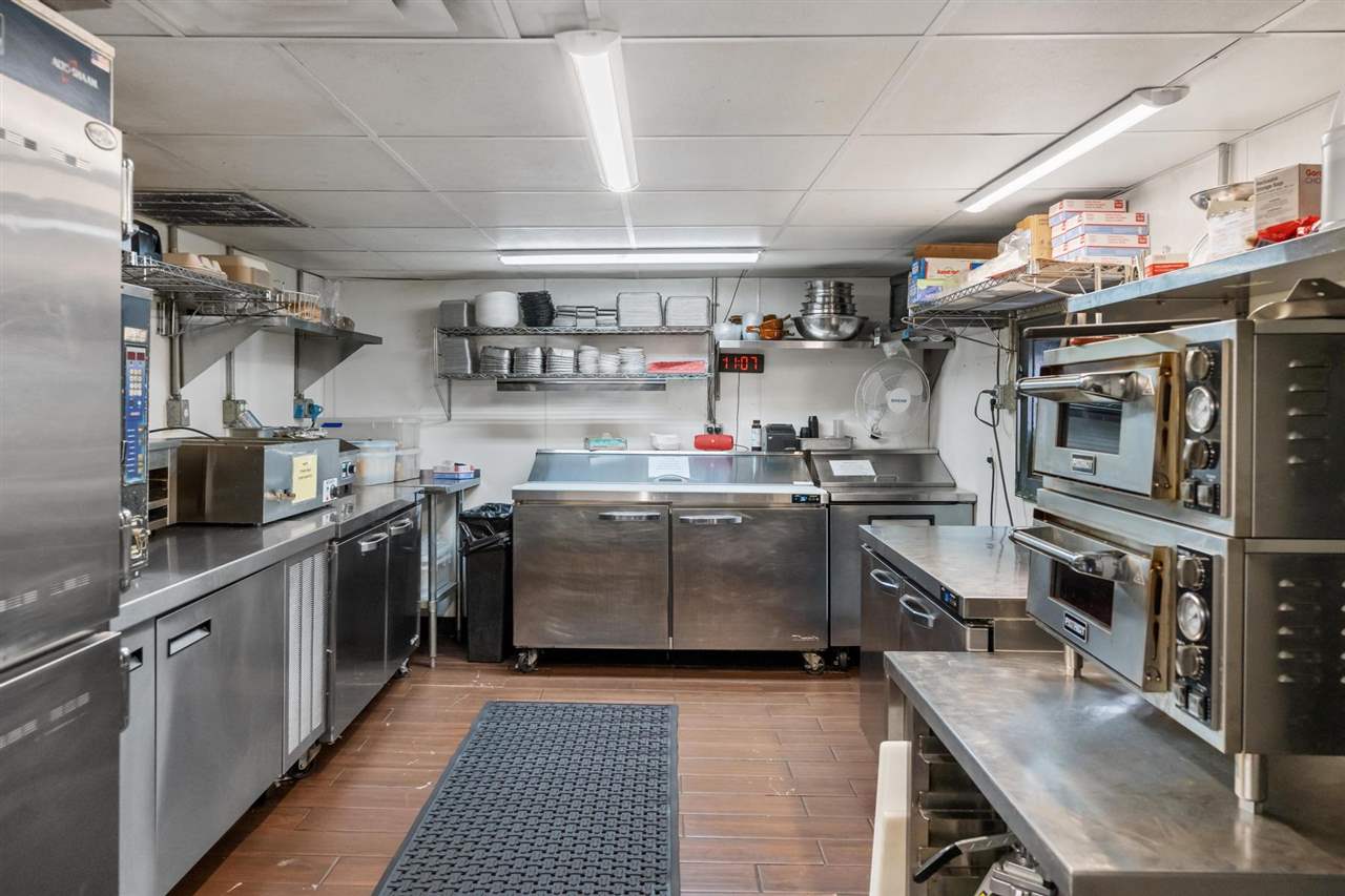 2670 US 131 Highway Unit: WHI-SKI INN