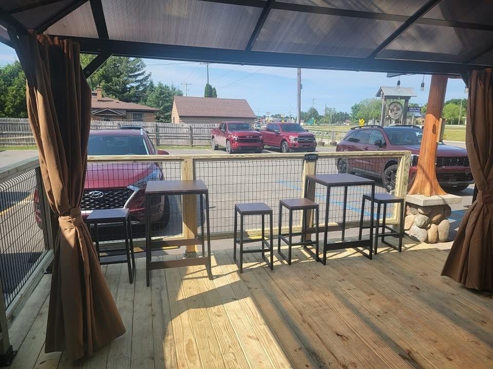 2670 US 131 Highway Unit: WHI-SKI INN