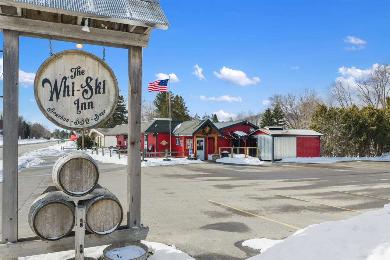 2670 US 131 Highway Unit: WHI-SKI INN