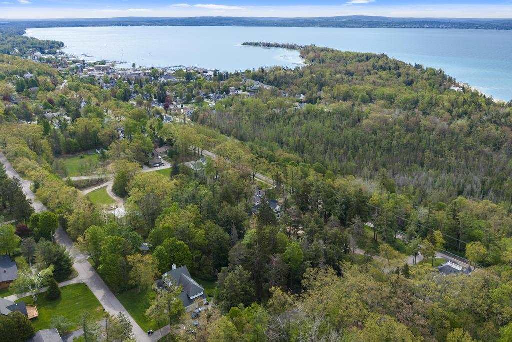 592 W Bluff Drive Unit: Parcel A