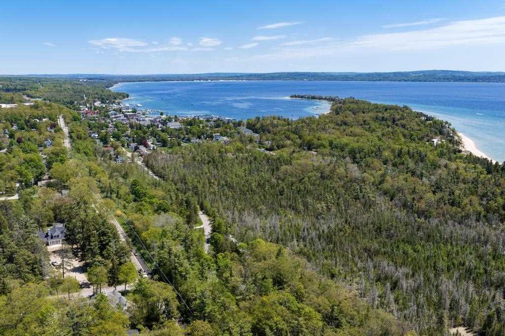 592 W Bluff Drive Unit: Parcel A