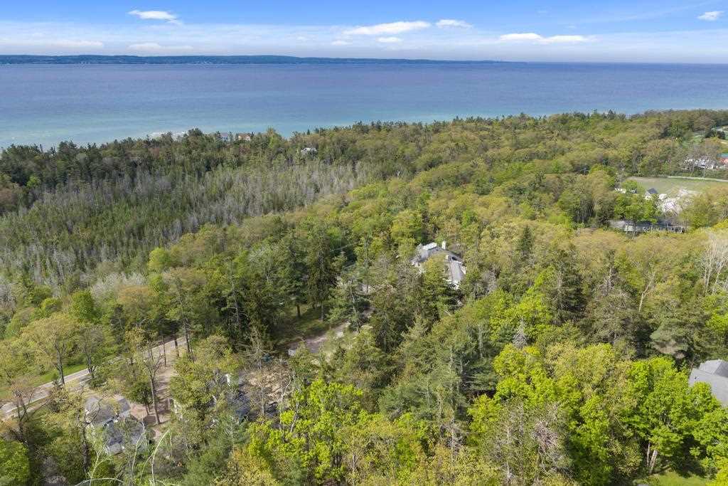 582 W Bluff Drive Unit: Parcel B