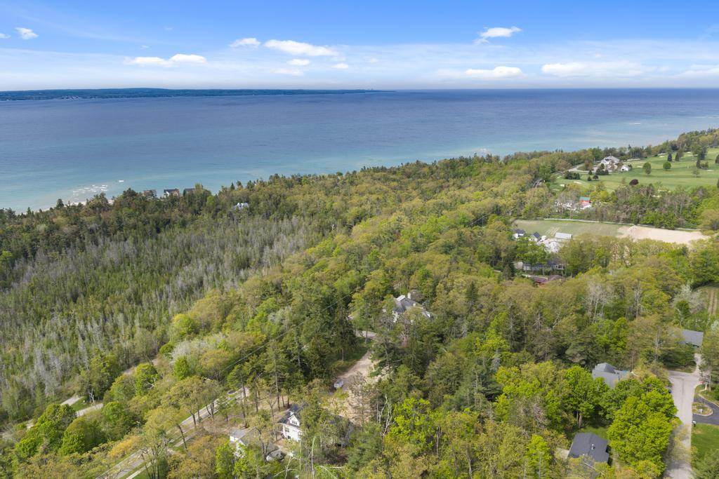 582 W Bluff Drive Unit: Parcel B