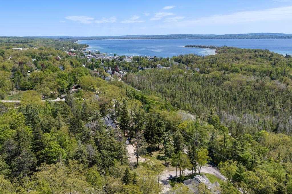 582 W Bluff Drive Unit: Parcel B